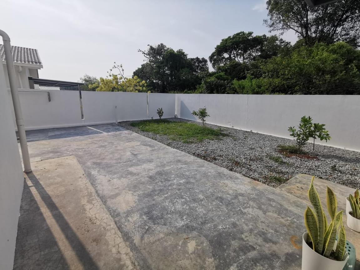 Port Dickson Batu 9 Home Stay photo 5
