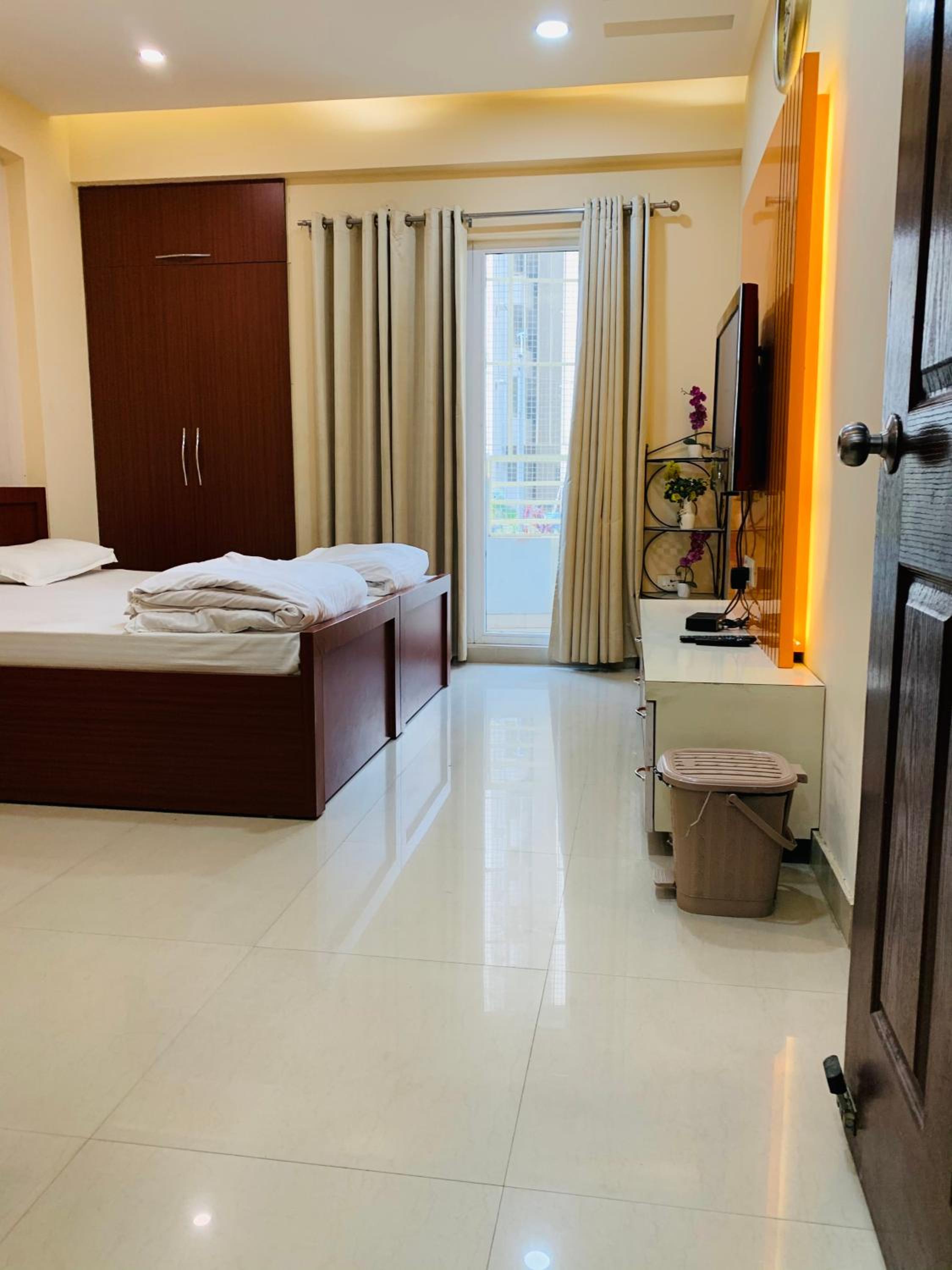 hotel room
