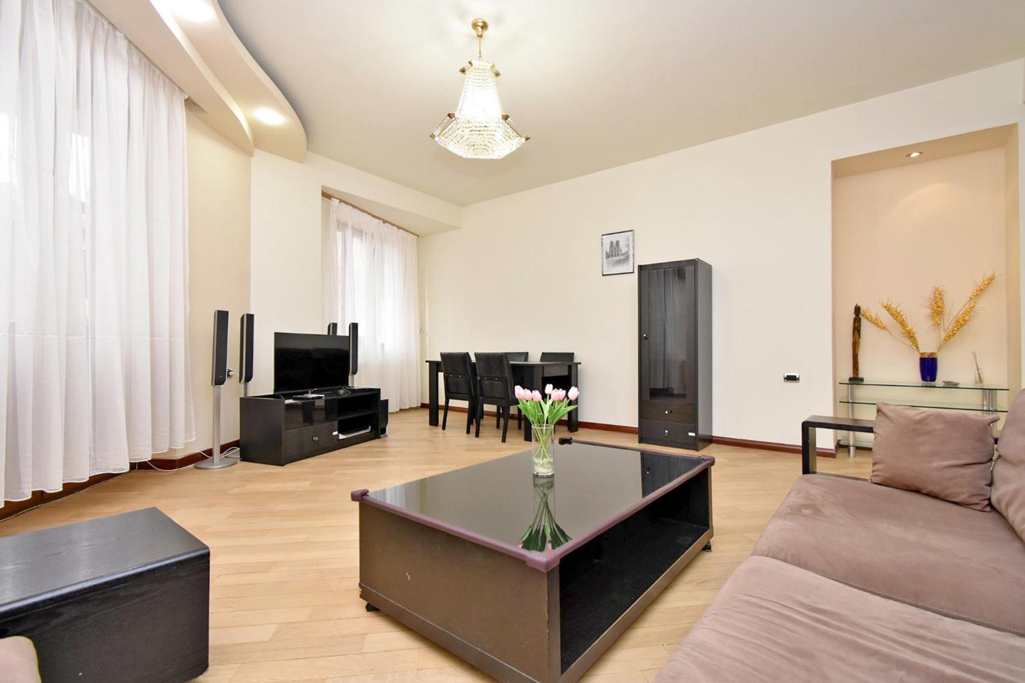Lux Apartment 2 Bedrooms 2 Bathrooms , Open Balcony In The Center Of Yerevan , Near Malibu Park
