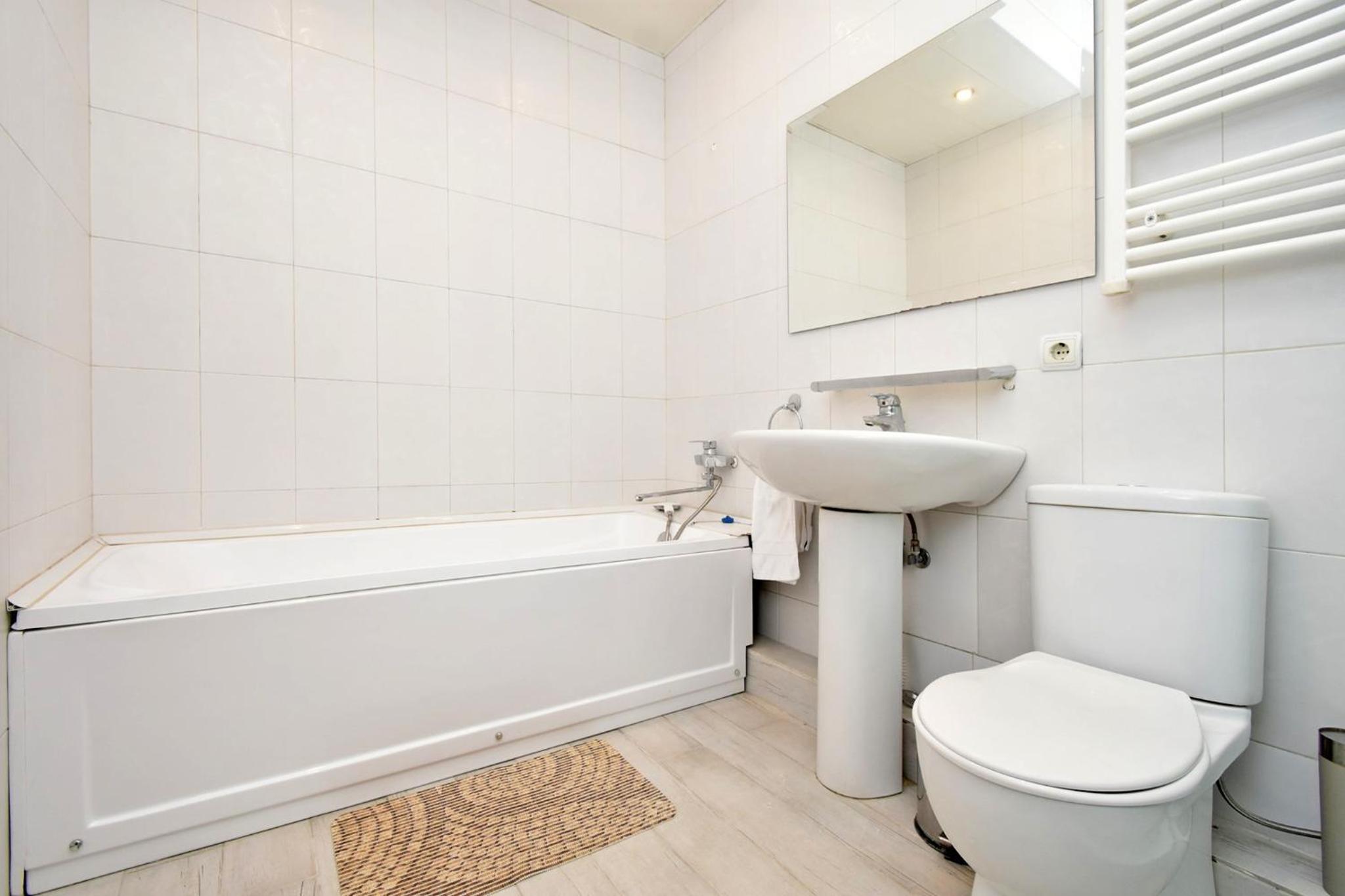 Lux Apartment 2 Bedrooms 2 Bathrooms , Open Balcony In The Center Of Yerevan , Near Malibu Park