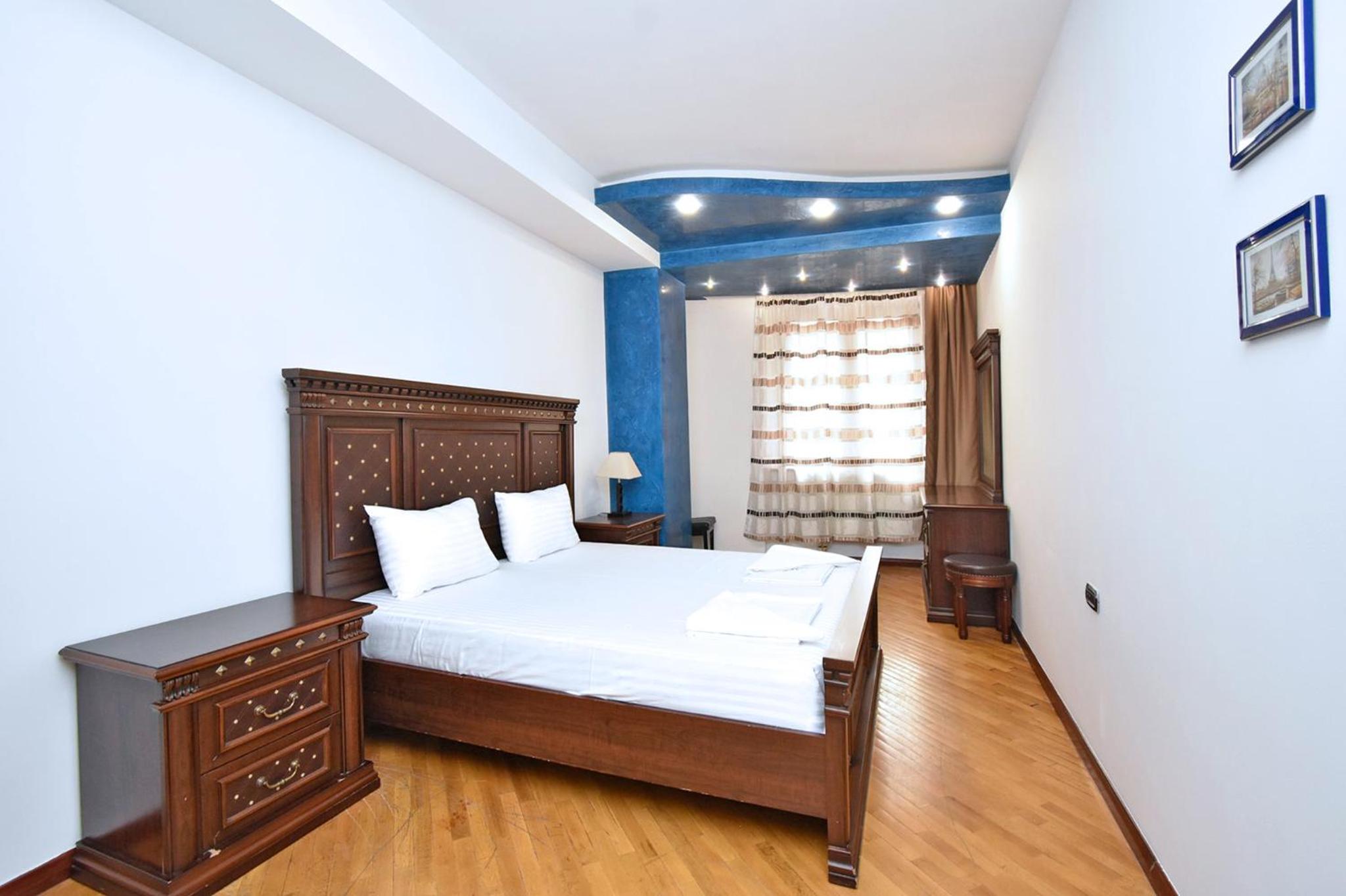 Lux Apartment 2 Bedrooms 2 Bathrooms , Open Balcony In The Center Of Yerevan , Near Malibu Park