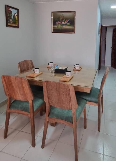 Apartamento Edificio Los Delfines