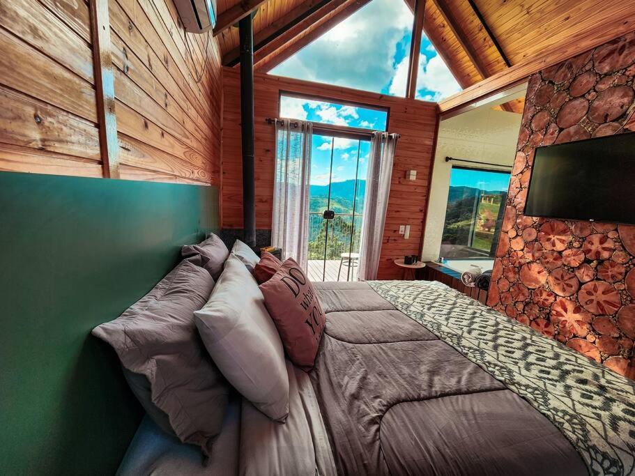 Cabana Aconchegante de altitude com hidro