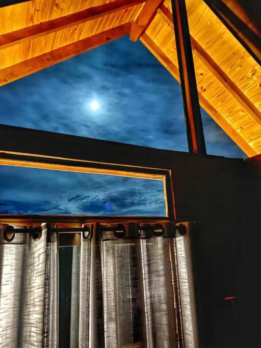 Cabana Aconchegante de altitude com hidro