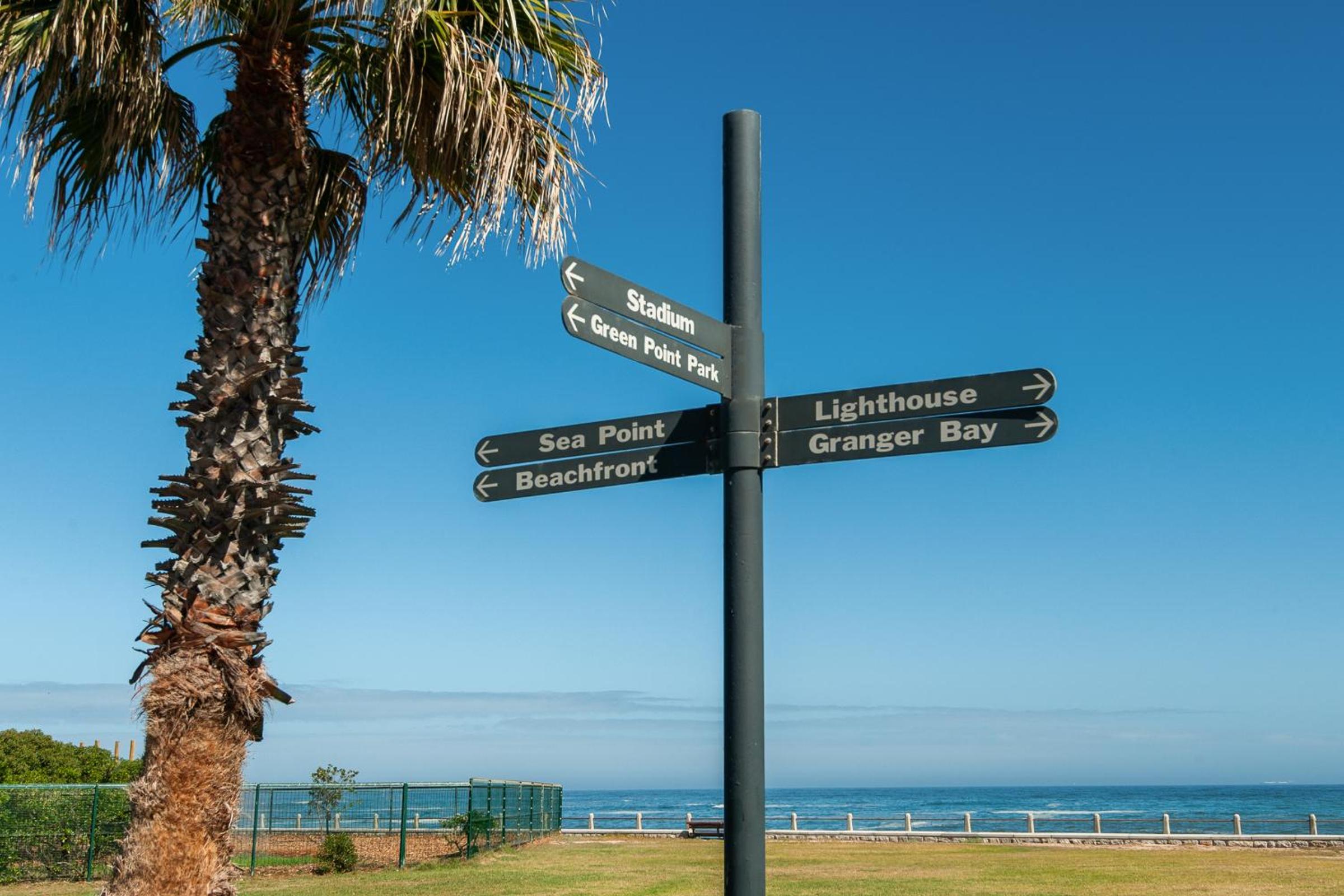CAPE TOWN - MOUILLE POINT - SEA VIEW APARTMENT view 2