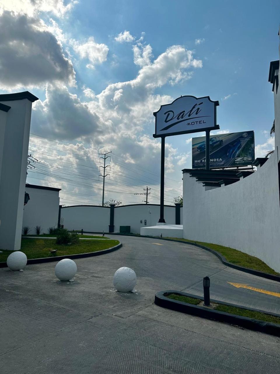 Reynosa Vacations - Hotel Dali - Property Image 10