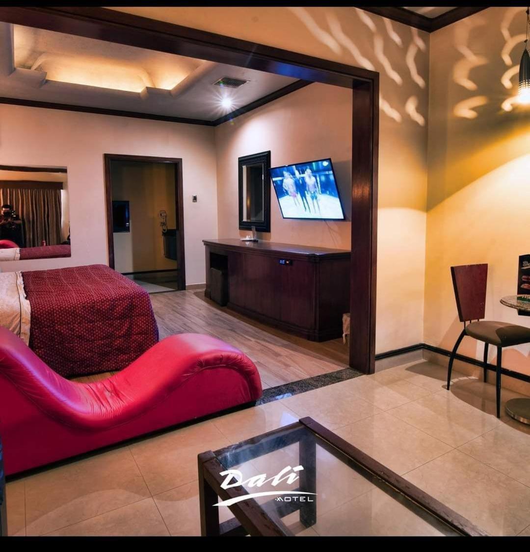 Reynosa Vacations - Hotel Dali - Property Image 8