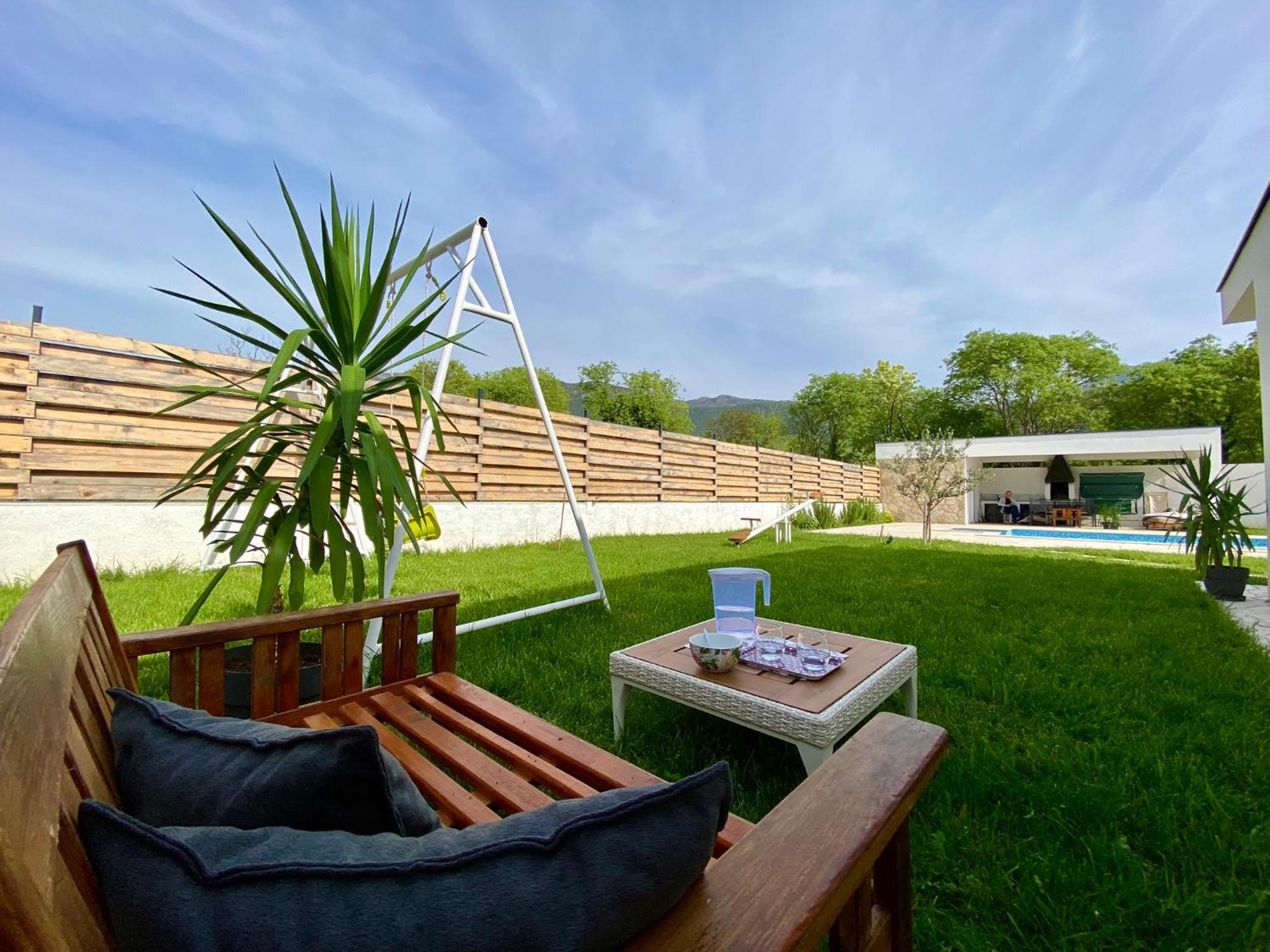 Vestovis Holiday House