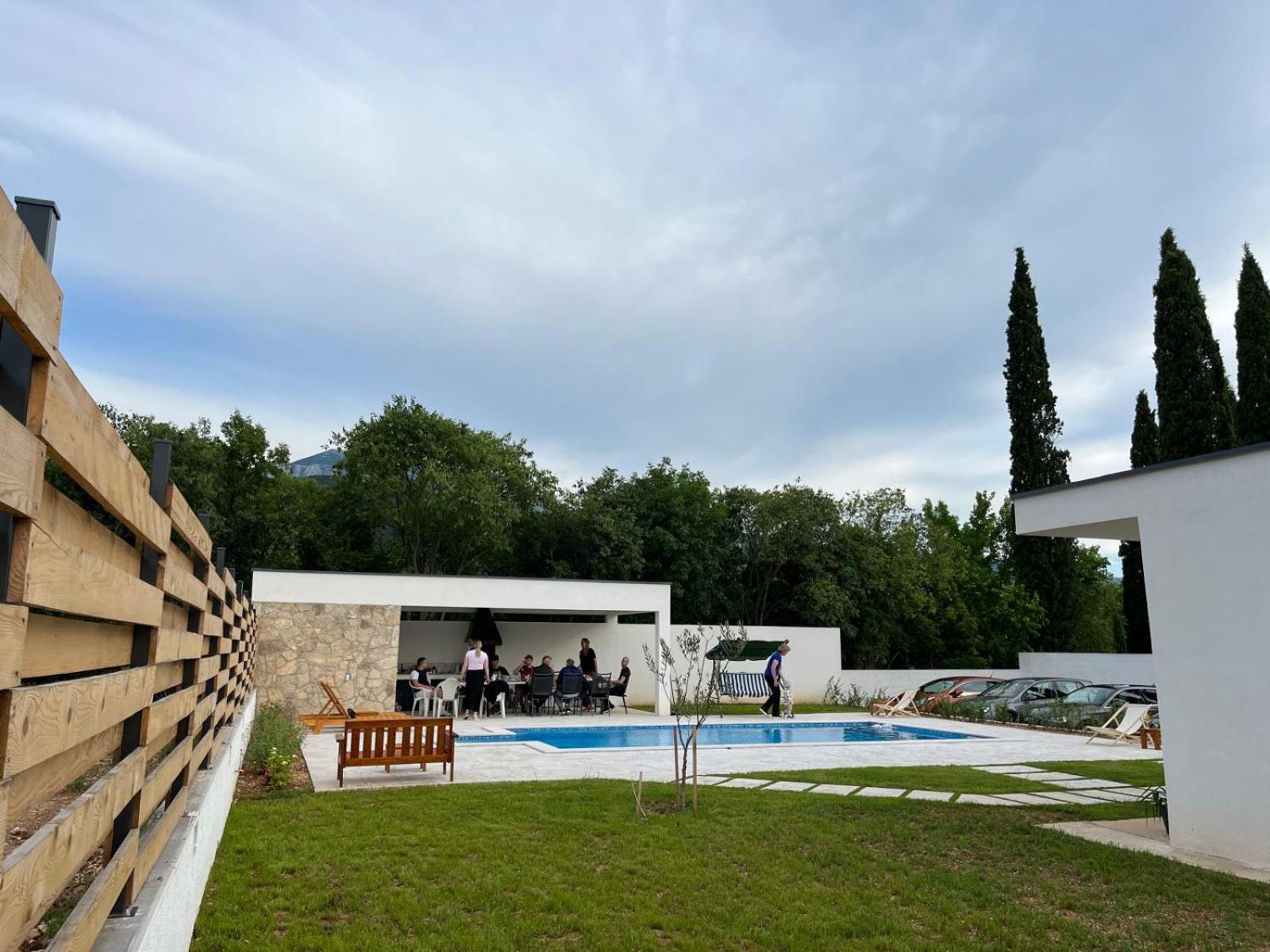 Vestovis Holiday House