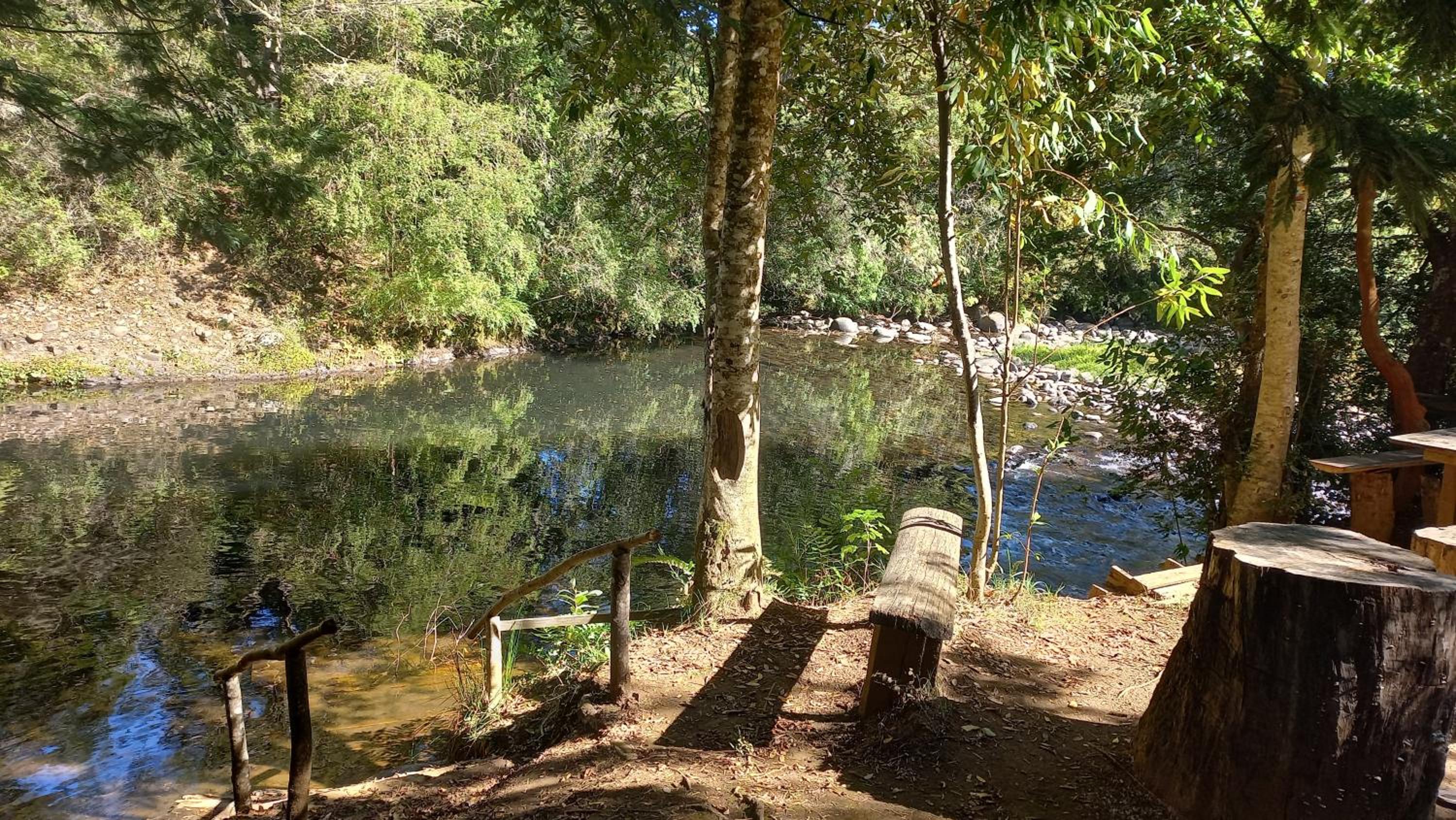 Cabaña con tinaja entre Villarrica y Lican Ray