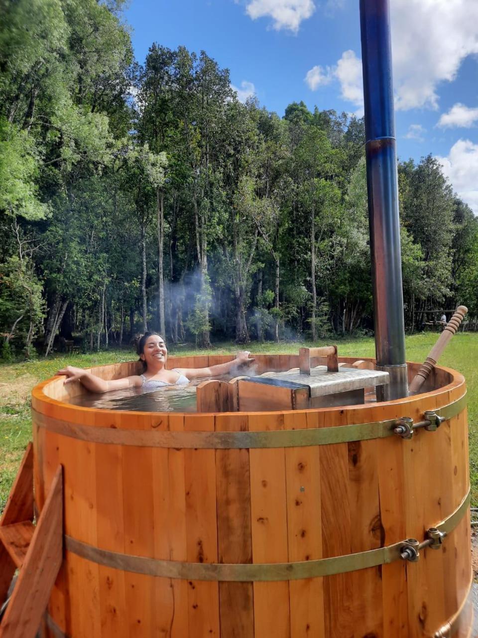 Cabaña con tinaja entre Villarrica y Lican Ray