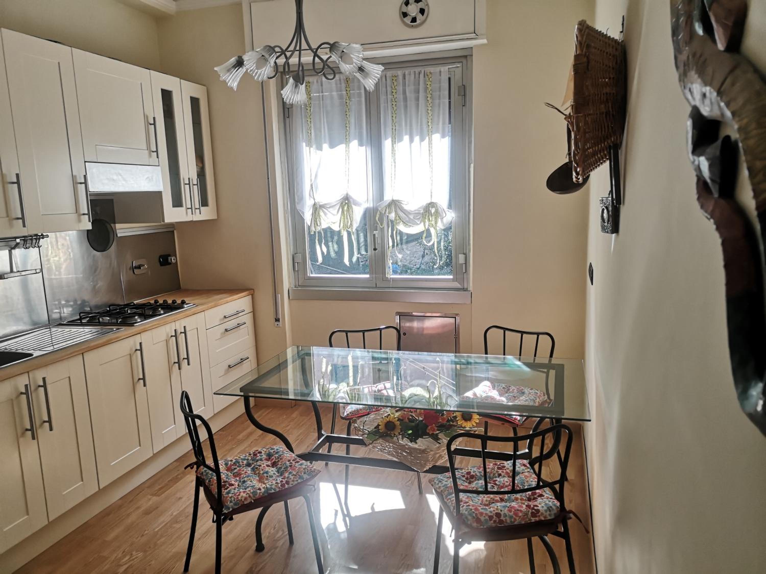 Geko Home en Varazze — kitchen