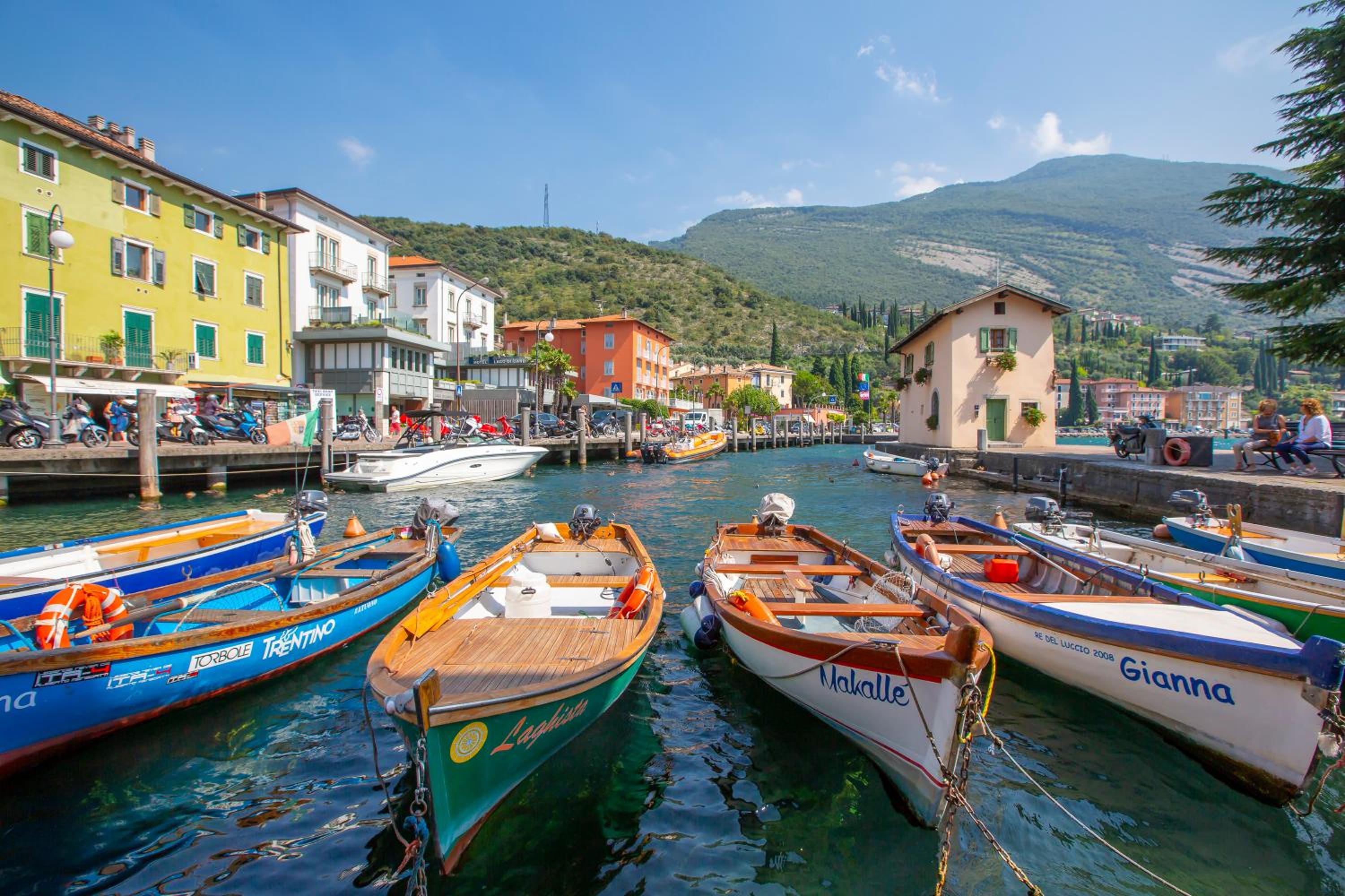 Dogana Best Lake View - Happy Rentals view 5