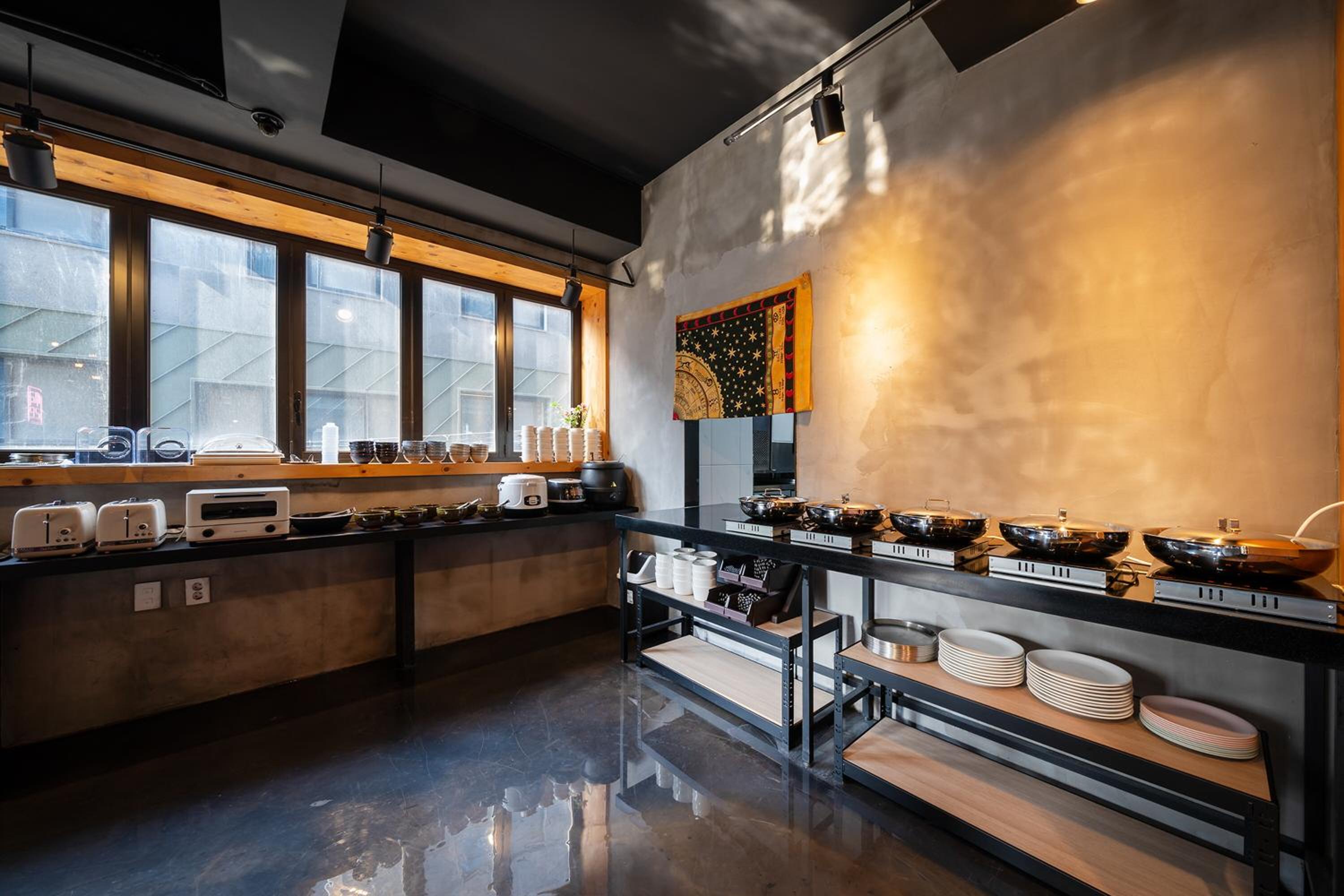 Restia Hotel Suwon Station