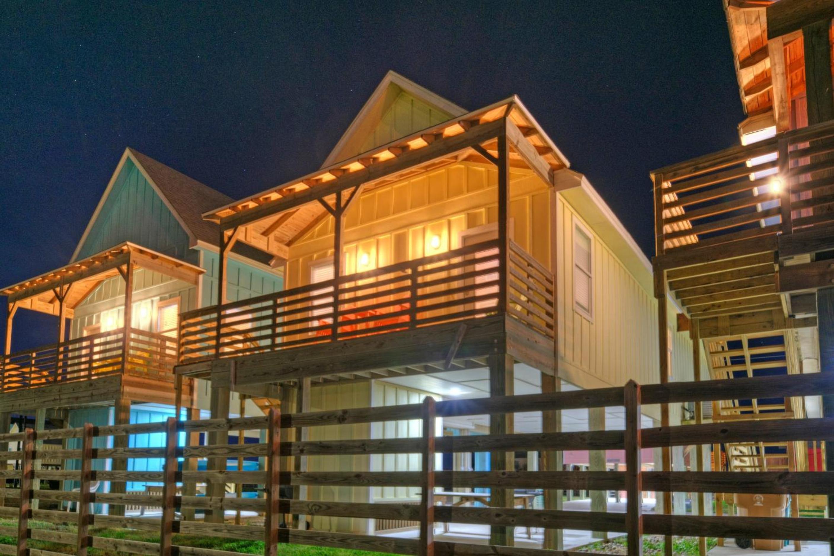 2 Homes on the Bay Shared Waterfront Pool Boat Dock Laguna Village Paradise