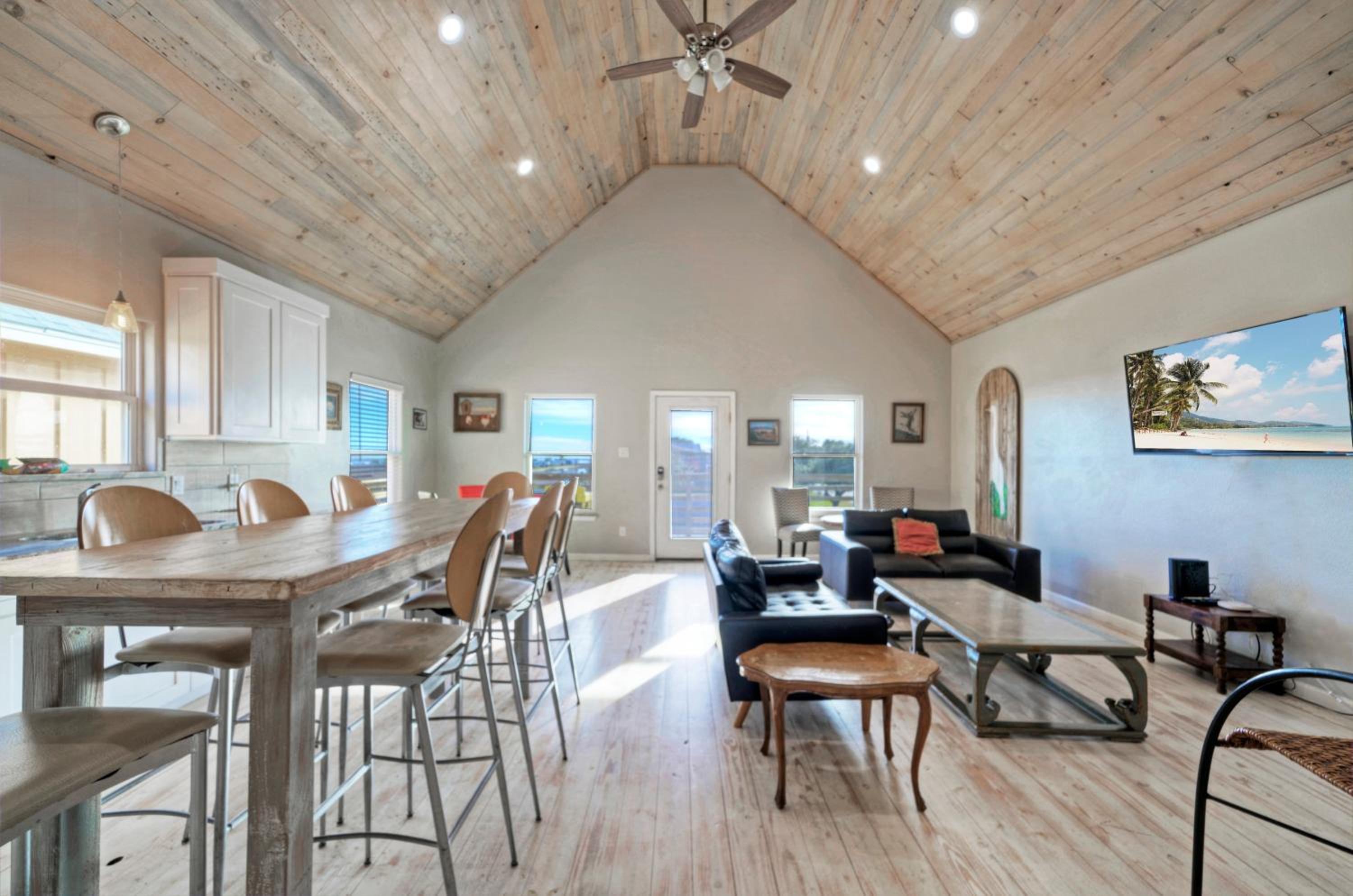 2 Homes Sleeps 16 Shared PoolBoat Dock Laguna Village Serenity by AvantStay