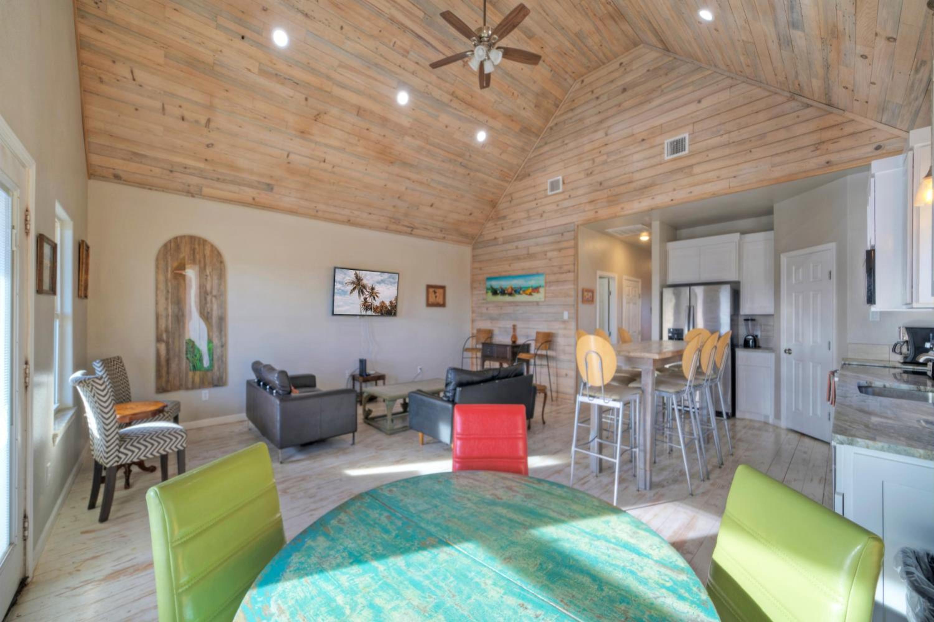 2 Homes Sleeps 16 Shared PoolBoat Dock Laguna Village Serenity by AvantStay
