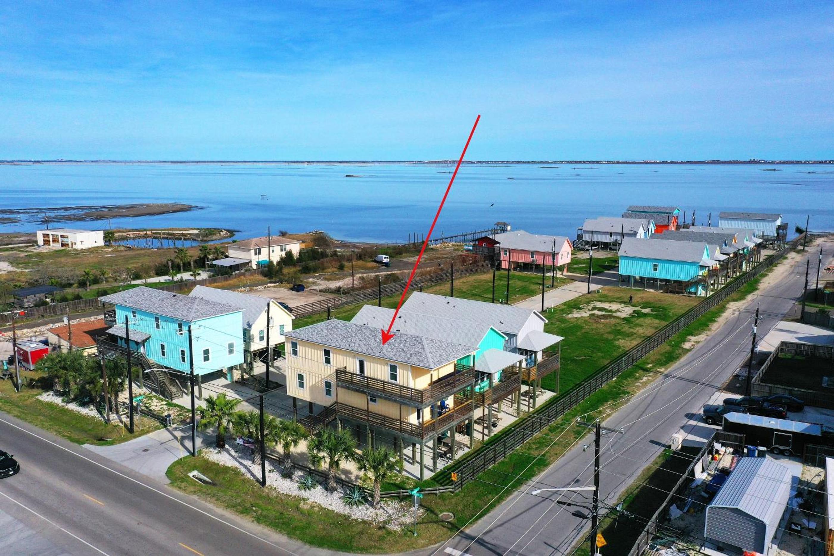 Sleeps 28 2 Homes w Boat Dock Waterfront Pool Laguna Village Haven