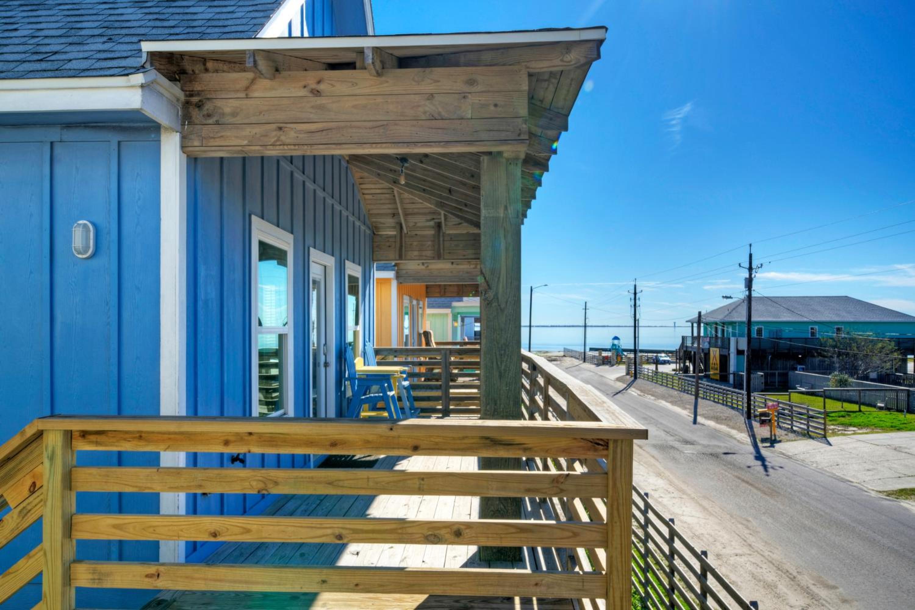 2 Homes Sleeps 16 Shared PoolBoat Dock Laguna Village Serenity by AvantStay