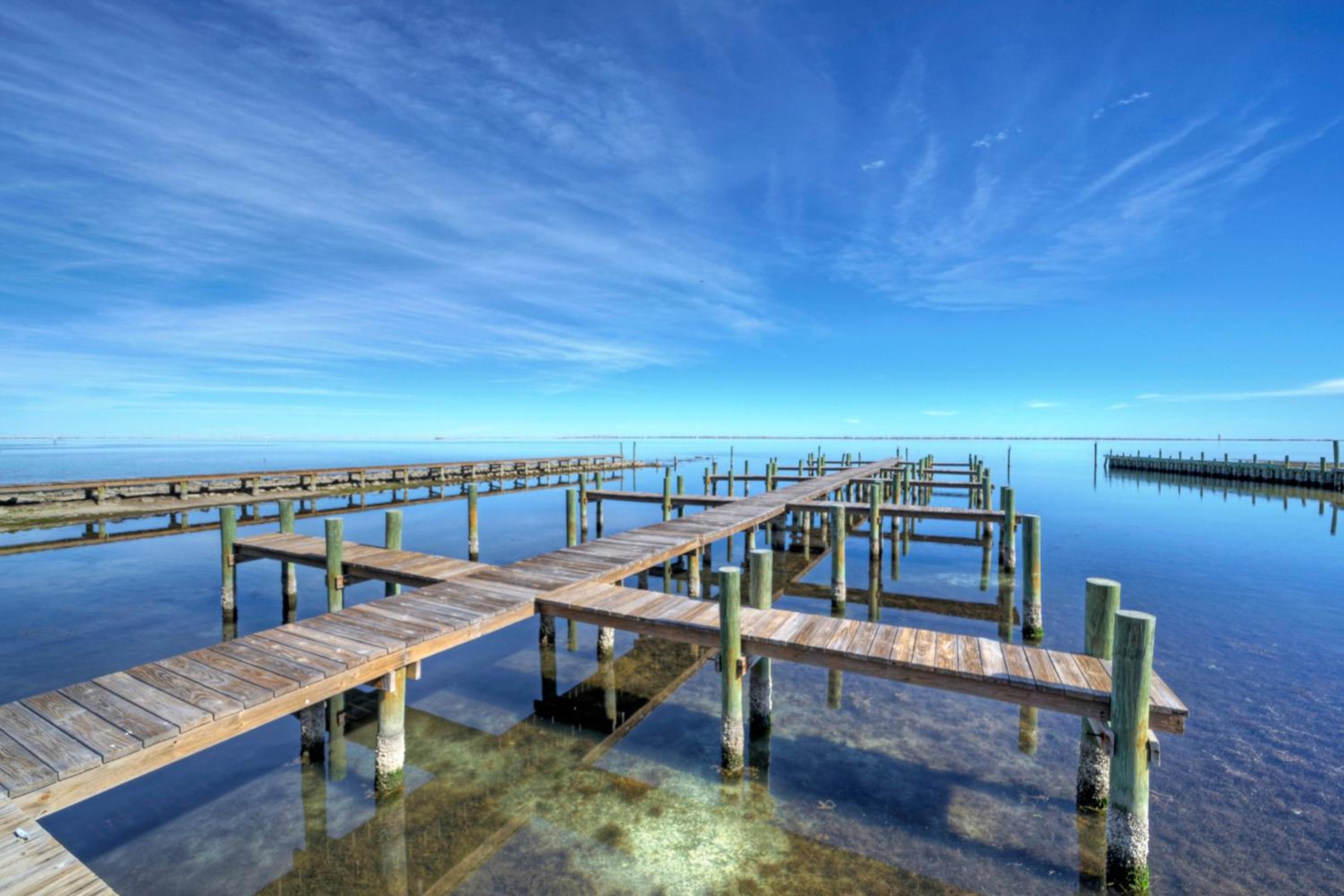 2 Homes Sleeps 16 Shared PoolBoat Dock Laguna Village Serenity by AvantStay