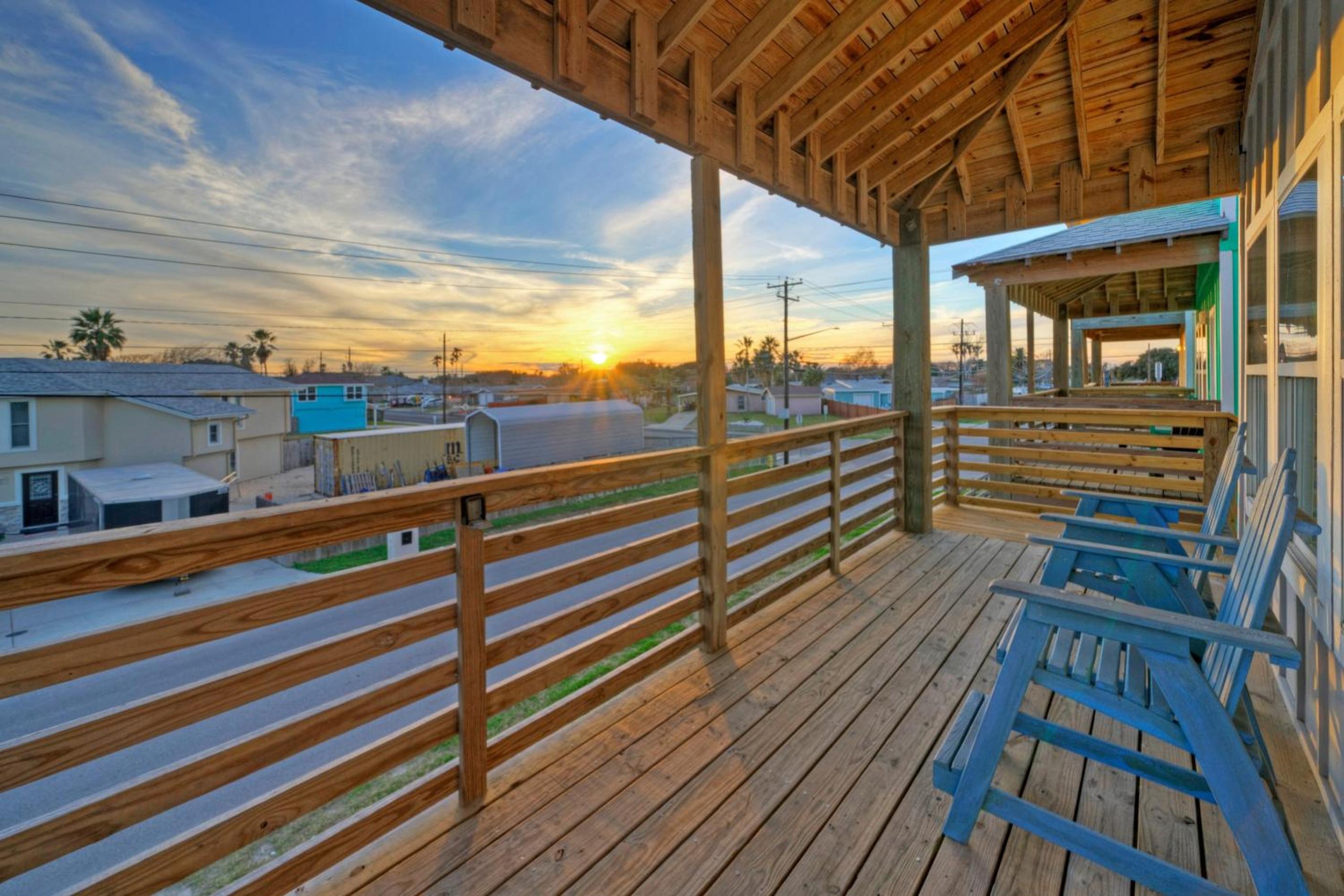Sleeps 26 2 Homes w Waterfront Pool Boat Dock Laguna Village Escape
