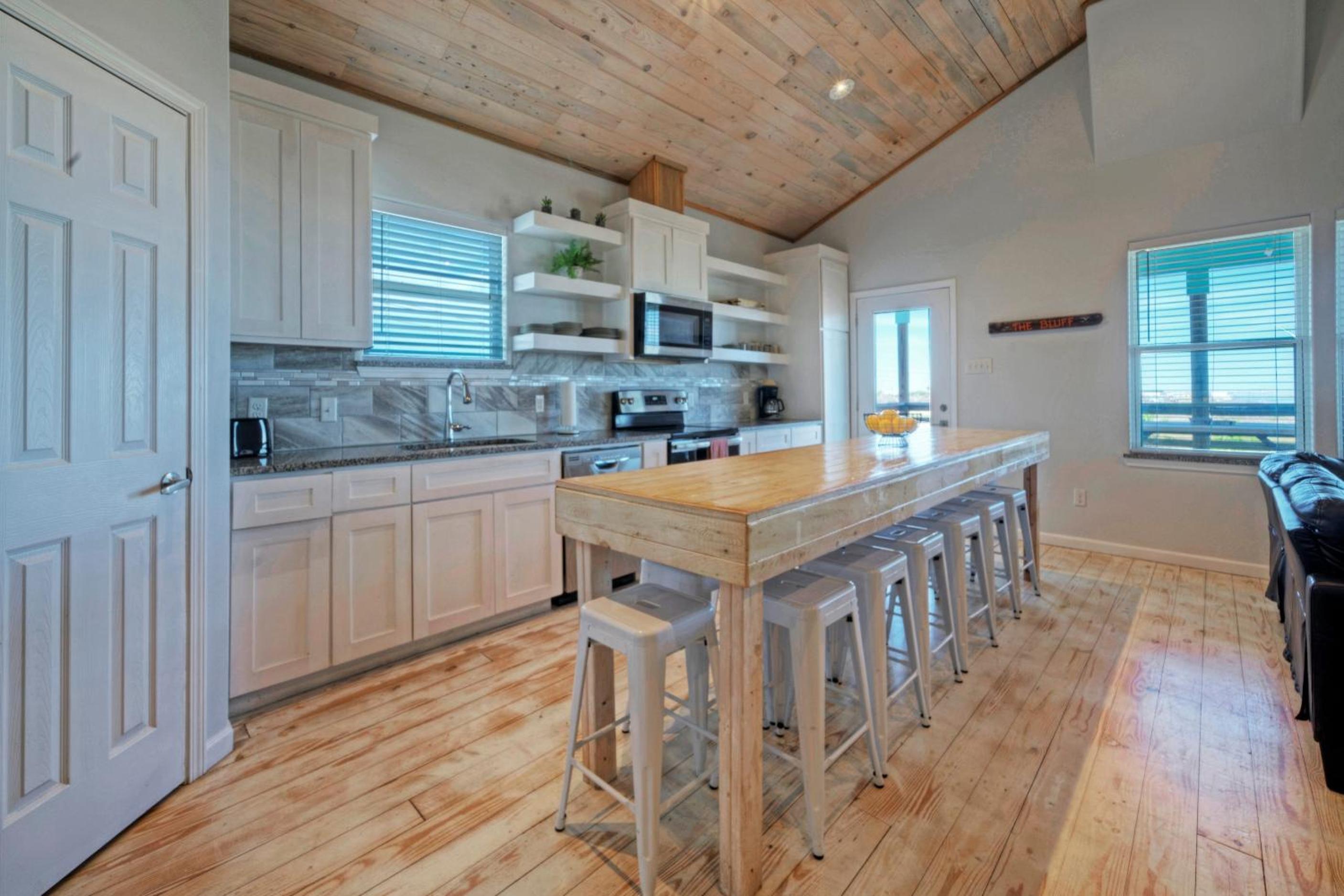 Sleeps 26 2 Homes w Waterfront Pool Boat Dock Laguna Village Escape