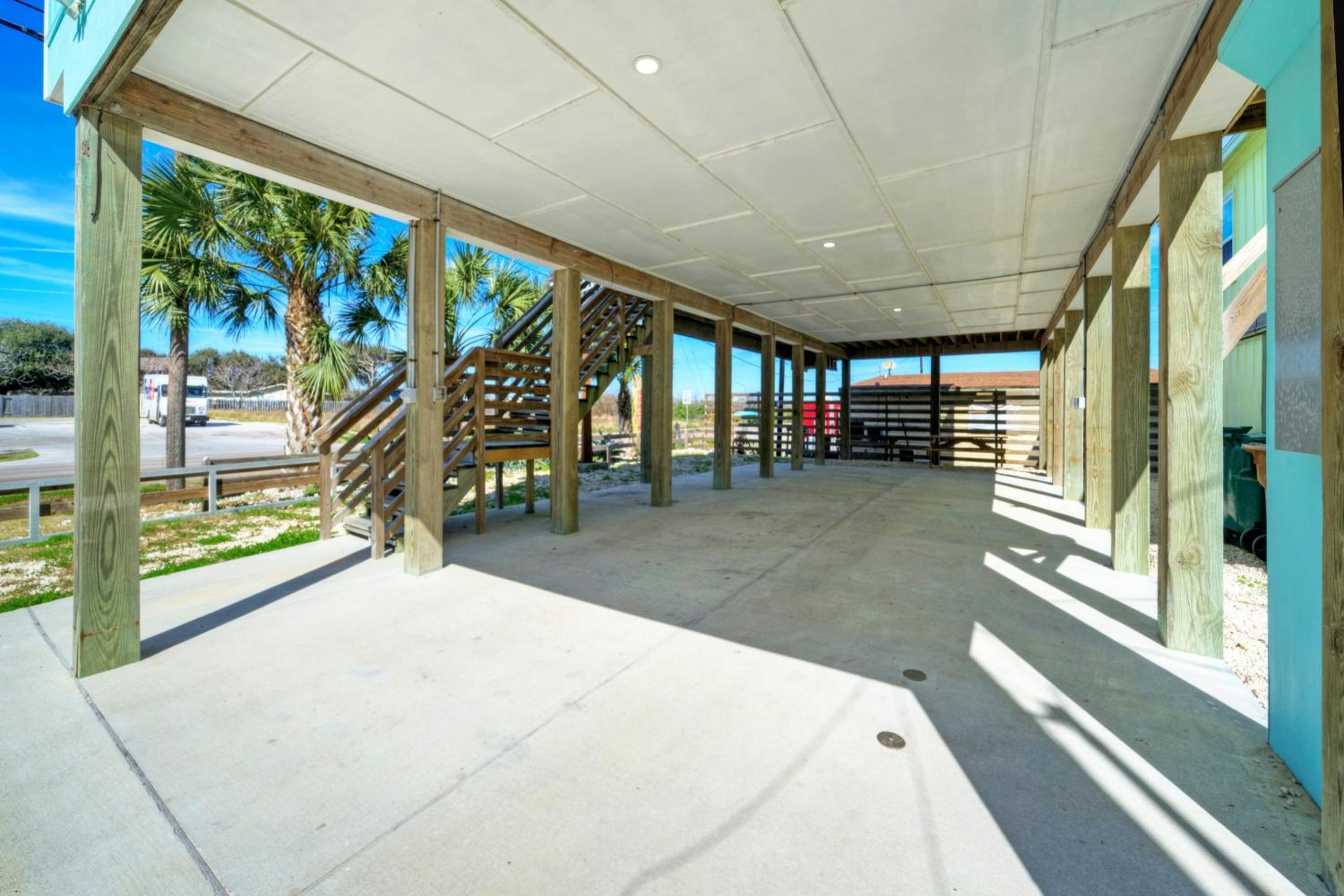 Sleeps 26 2 Homes w Waterfront Pool Boat Dock Laguna Village Escape