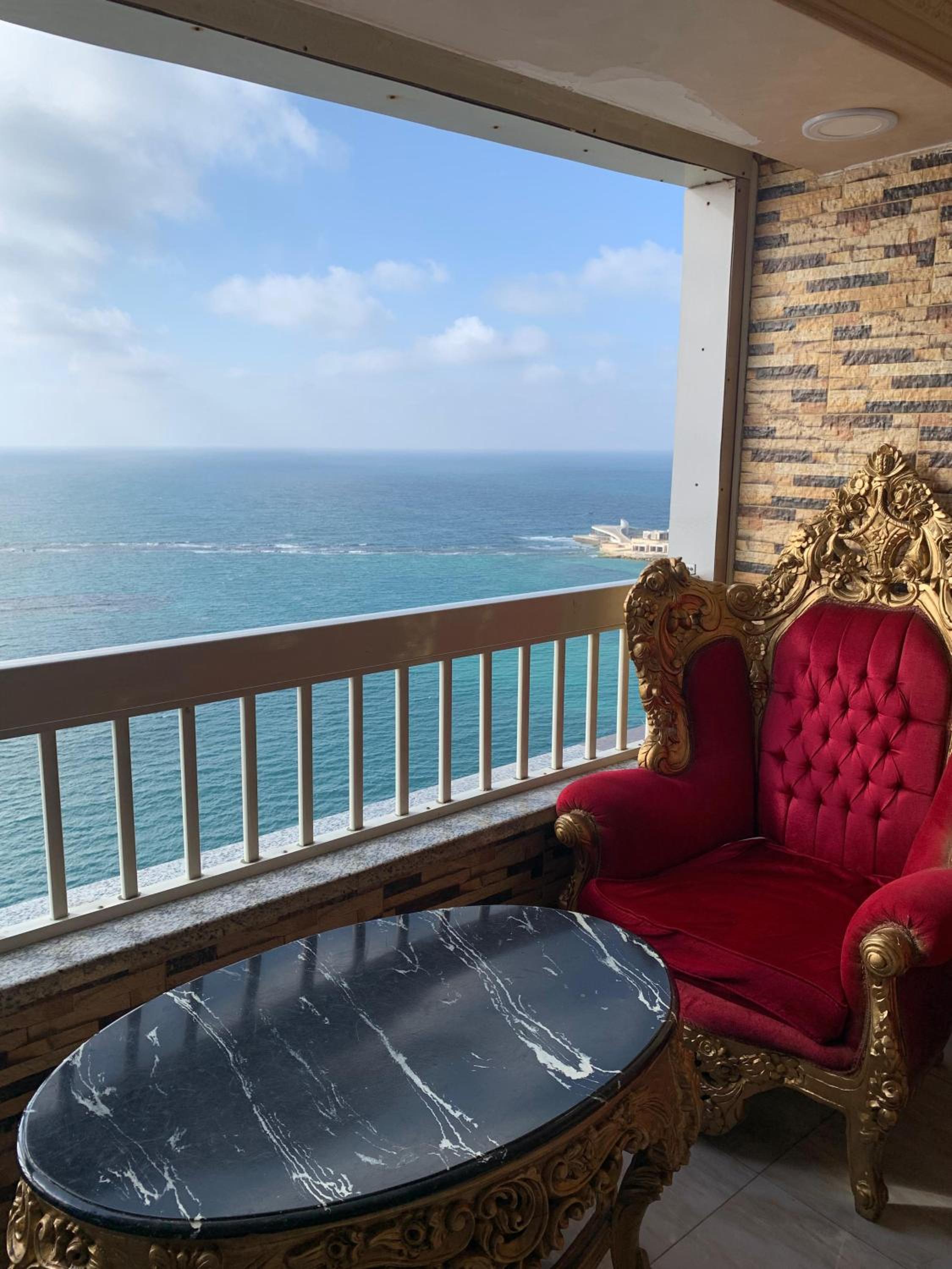 A luxury apartment in Alexandria