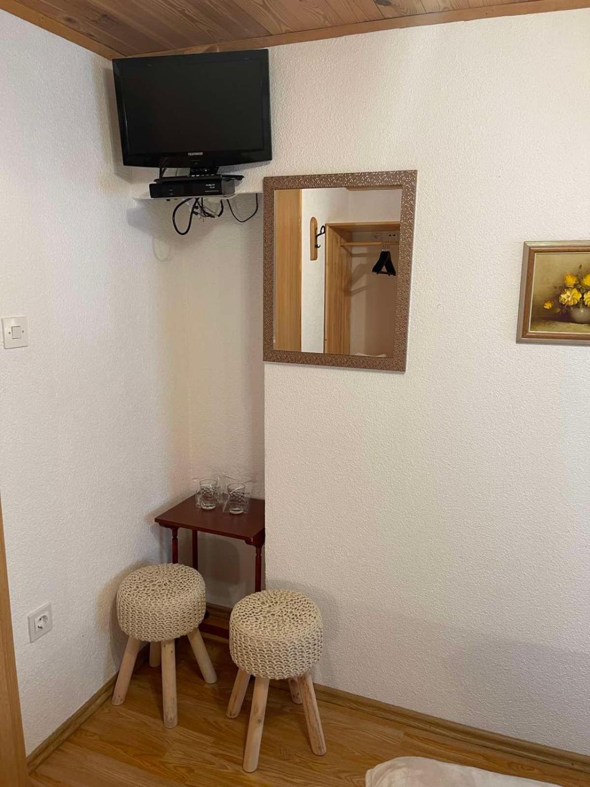 Photo 37