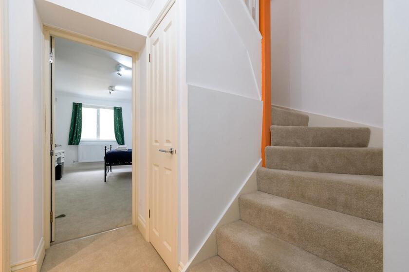 Spectacular 3 Bed in Blackheath