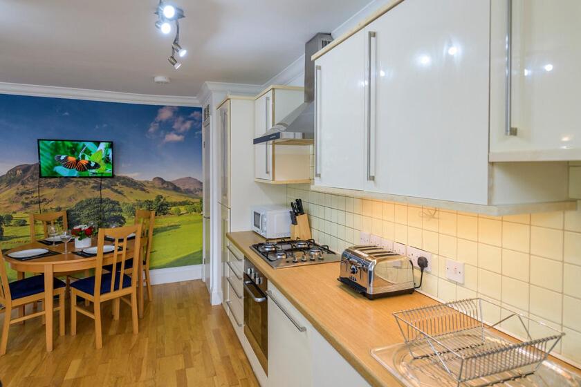Spectacular 3 Bed in Blackheath