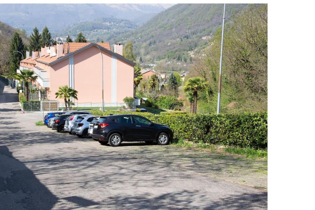 CA' GIALLA 5 - sul Lago di Lugano, Dog friendly, Balcone & Parcheggio -