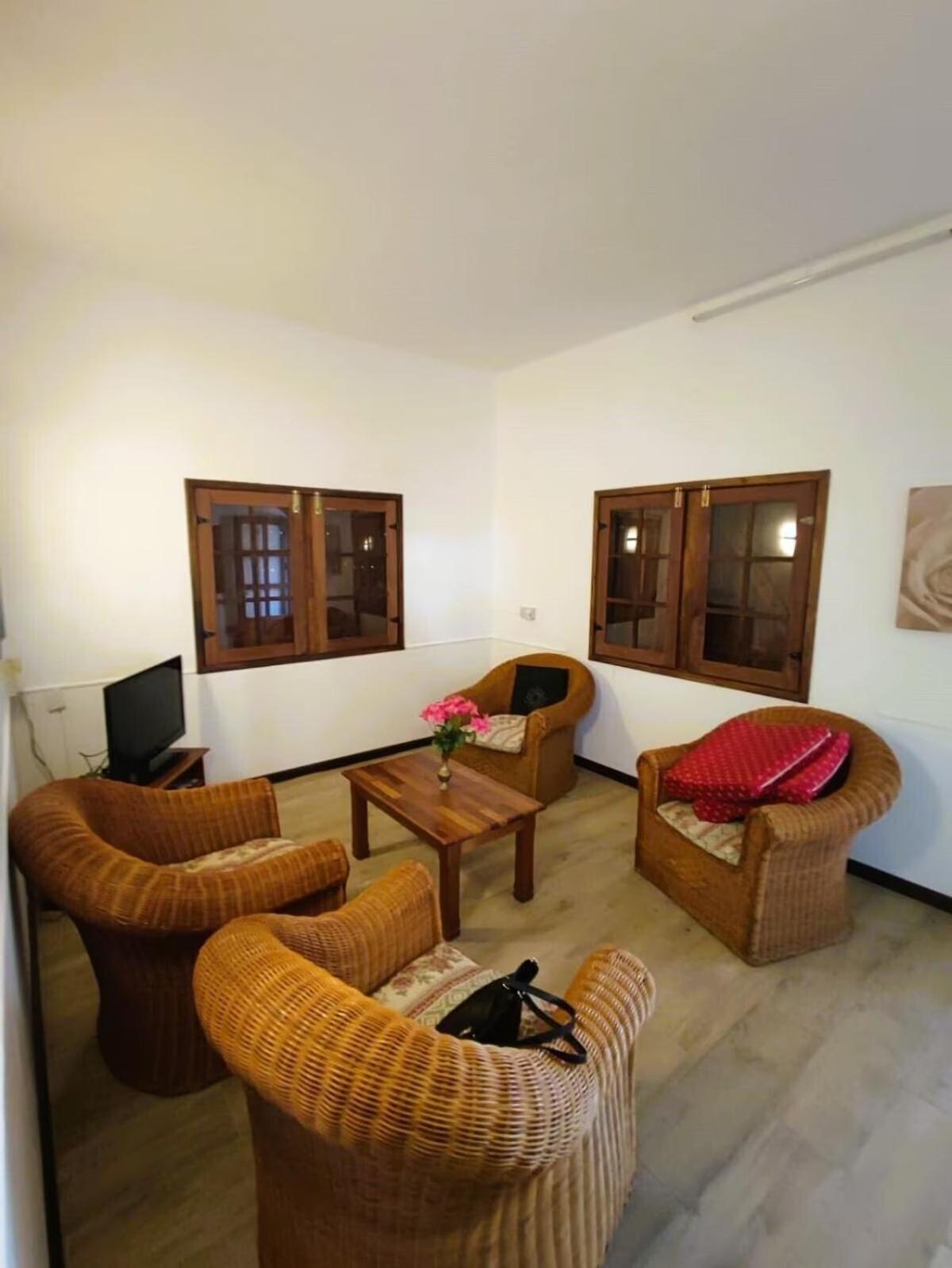 Flic en Flac 3-Bedroom Garden Villa, 3 Min Walk to Beach view 3