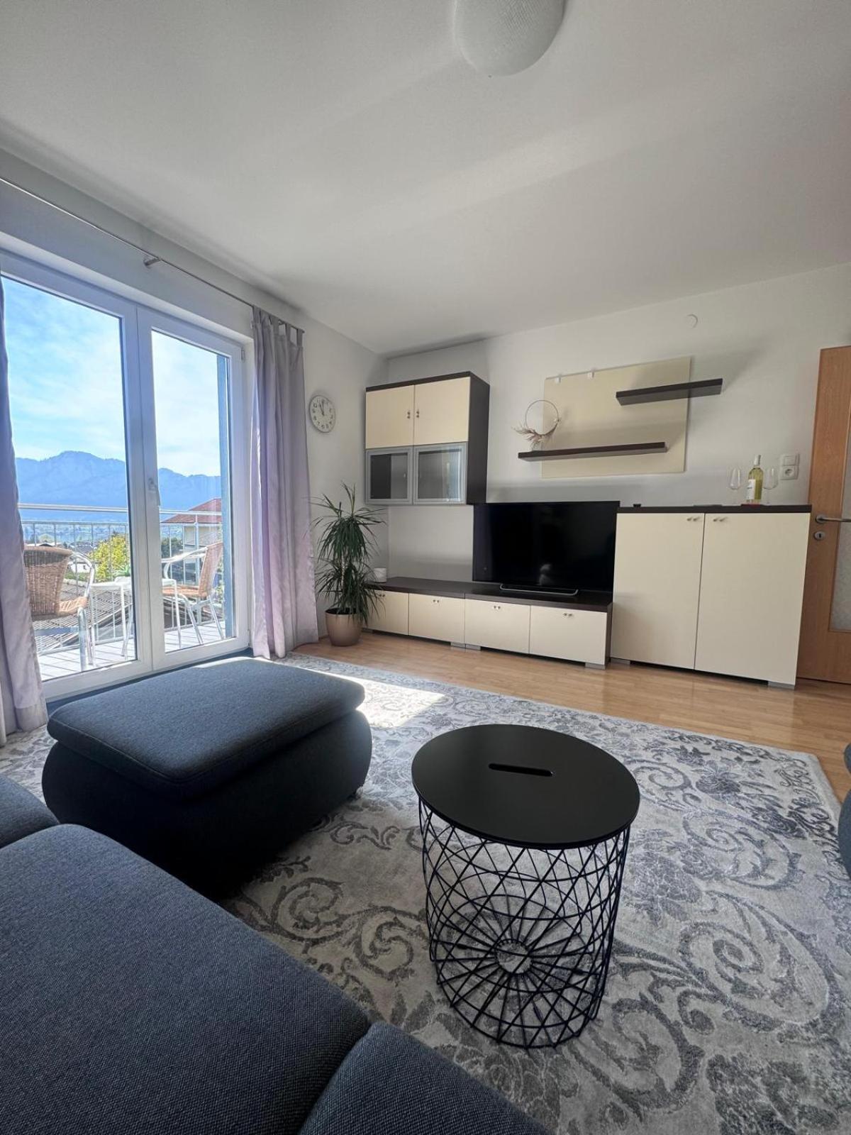 Ferienwohnung Lara