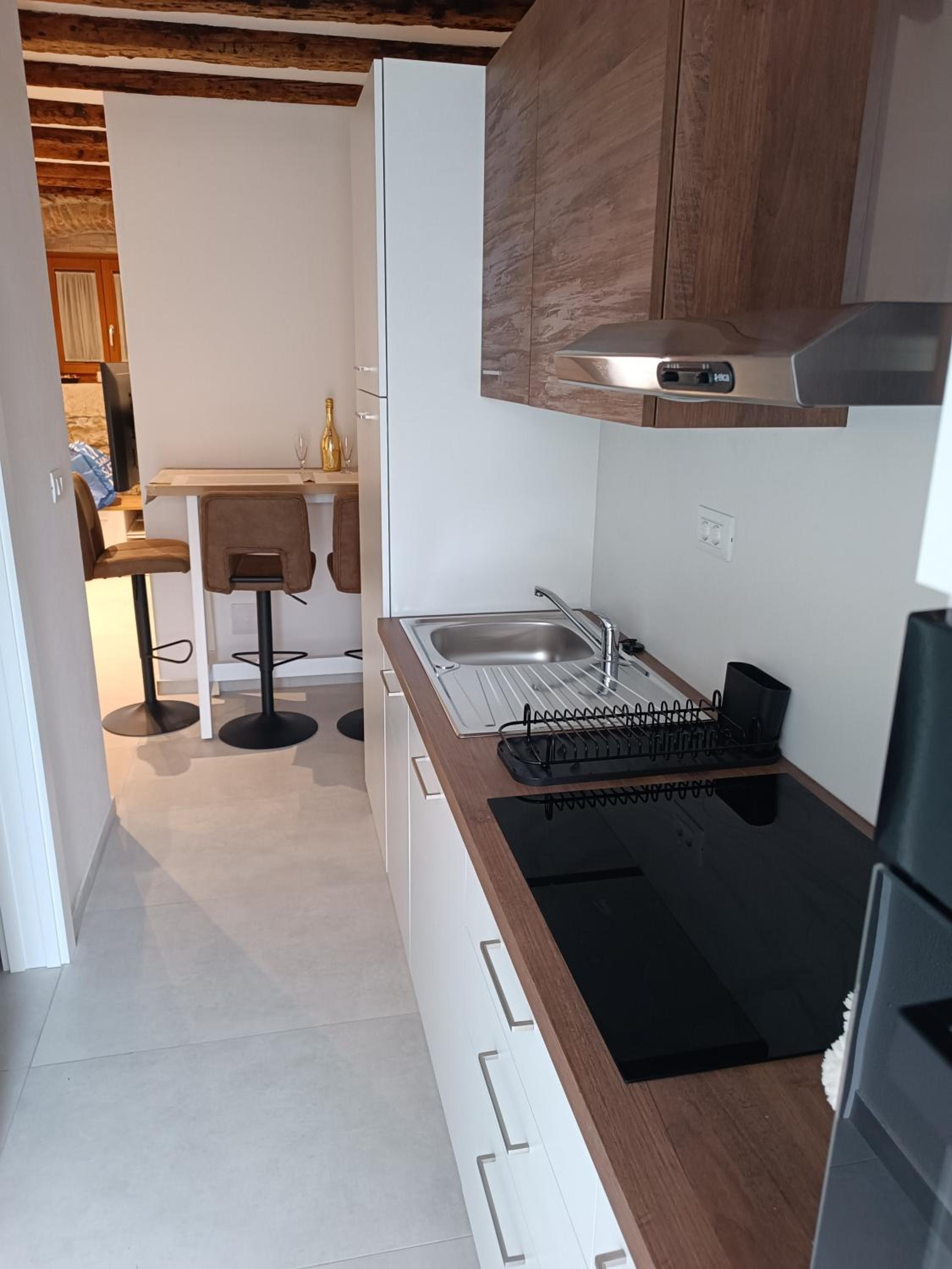 Apartman 4* Ester view 4