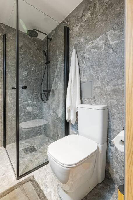 Elegant 28m2 Studio Flat next to Old Town
