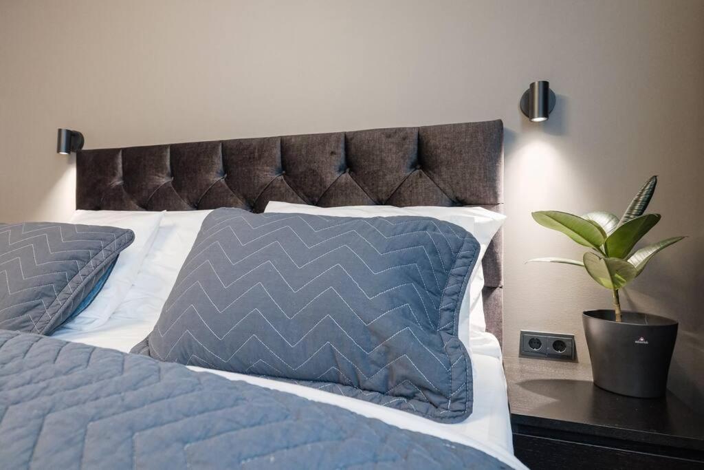 Elegant 28m2 Studio Flat next to Old Town