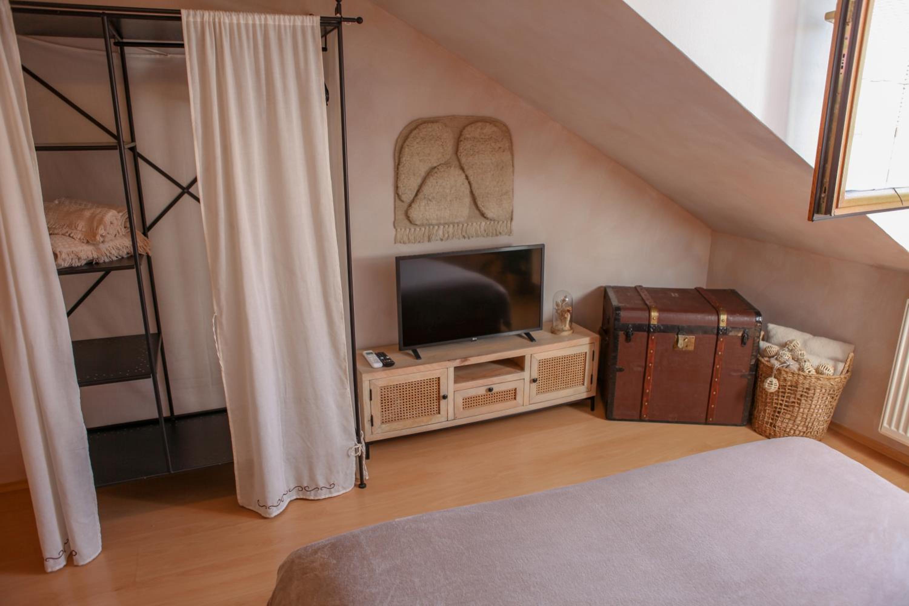 Cozy apartment in the heart of the old town view 5
