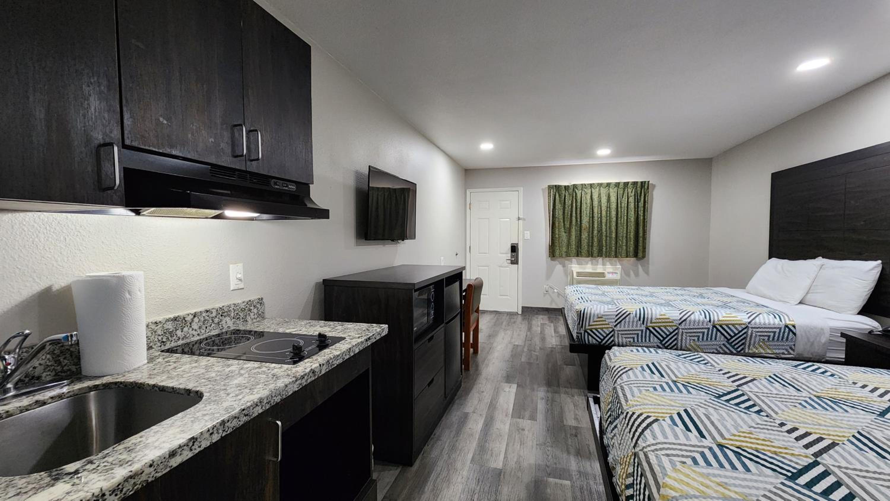 Scottish Inn & Suites, Foto 36