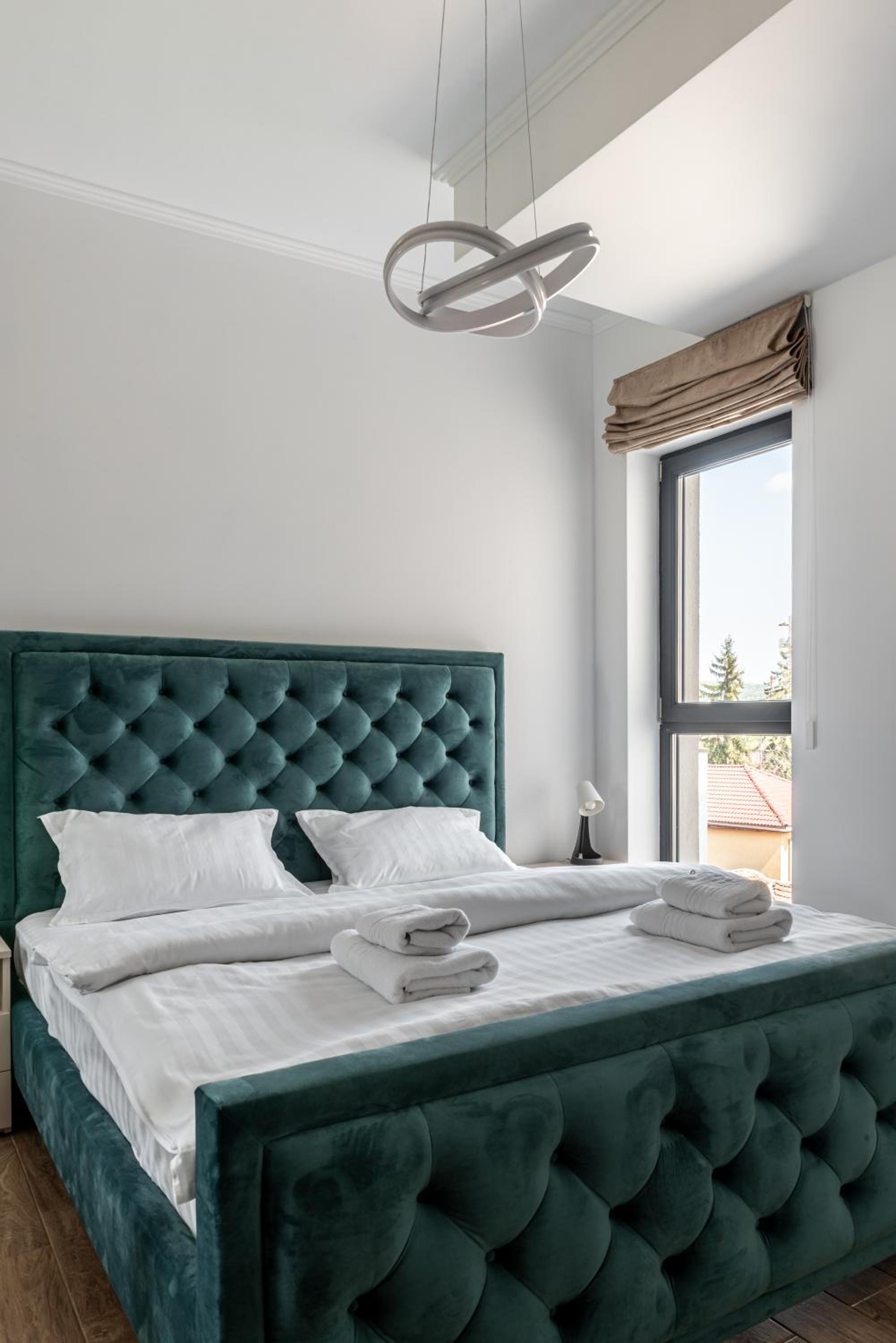 Decebal Central Apartments by CLUJSTAYS view 5