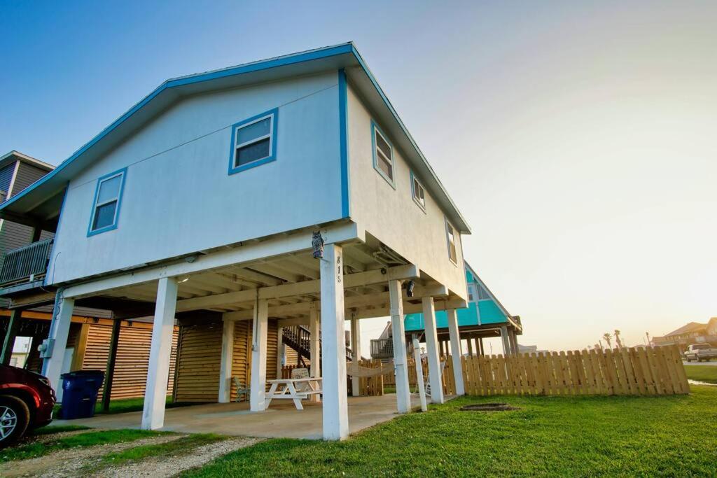 Serenity Sol ※ Surfside Charmer Near Beach & Jetty view 5