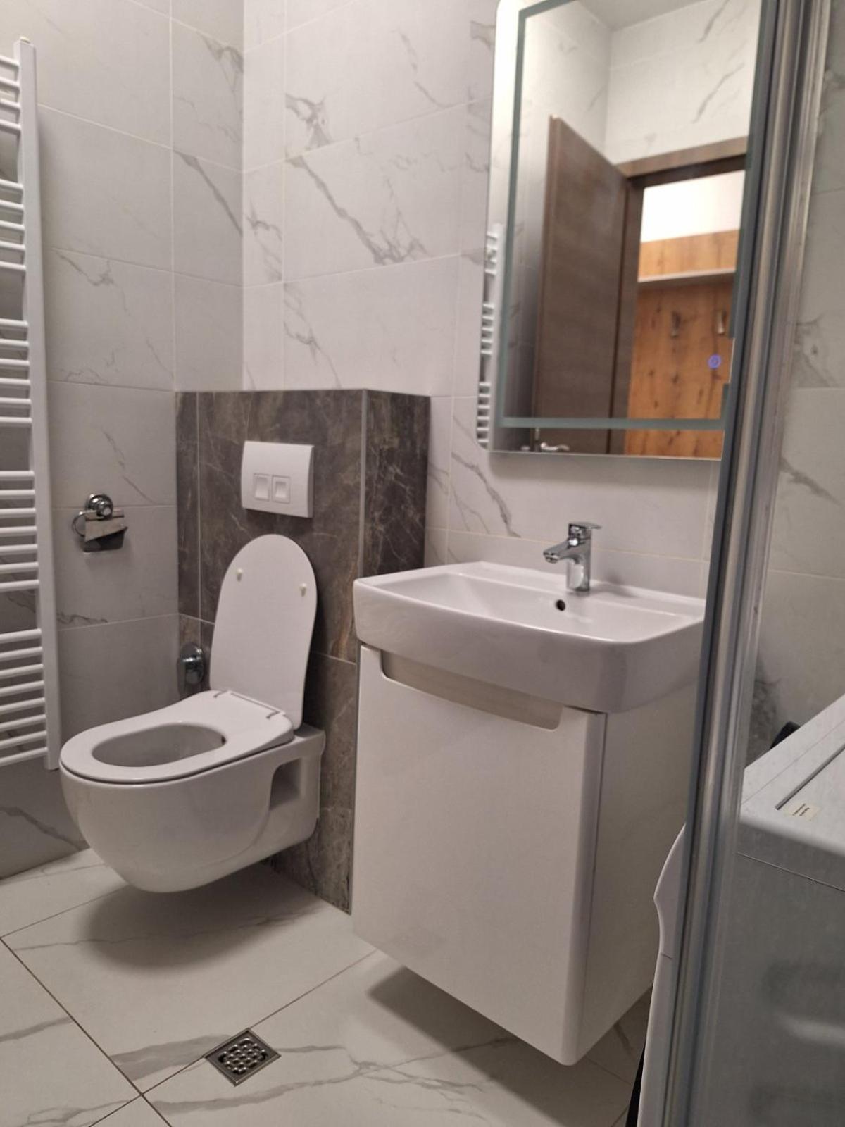 Capital Bulevar Apartment