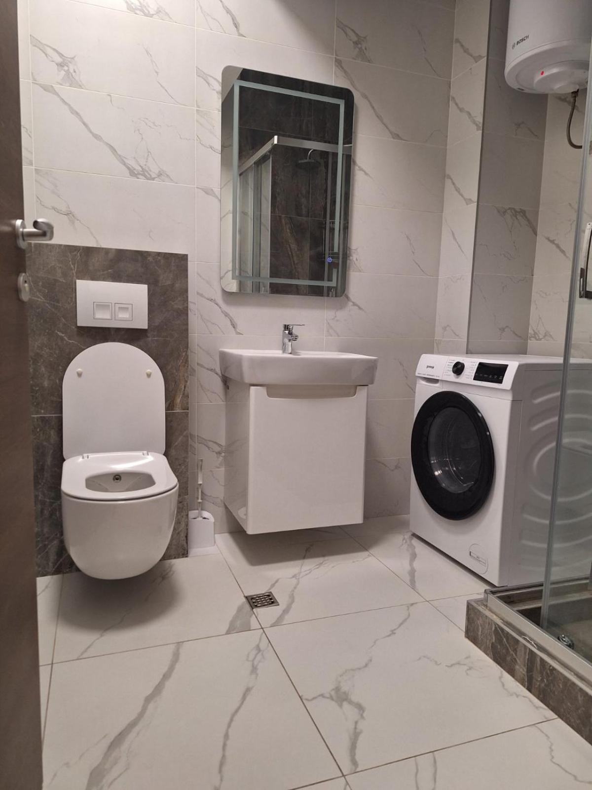 Capital Bulevar Apartment