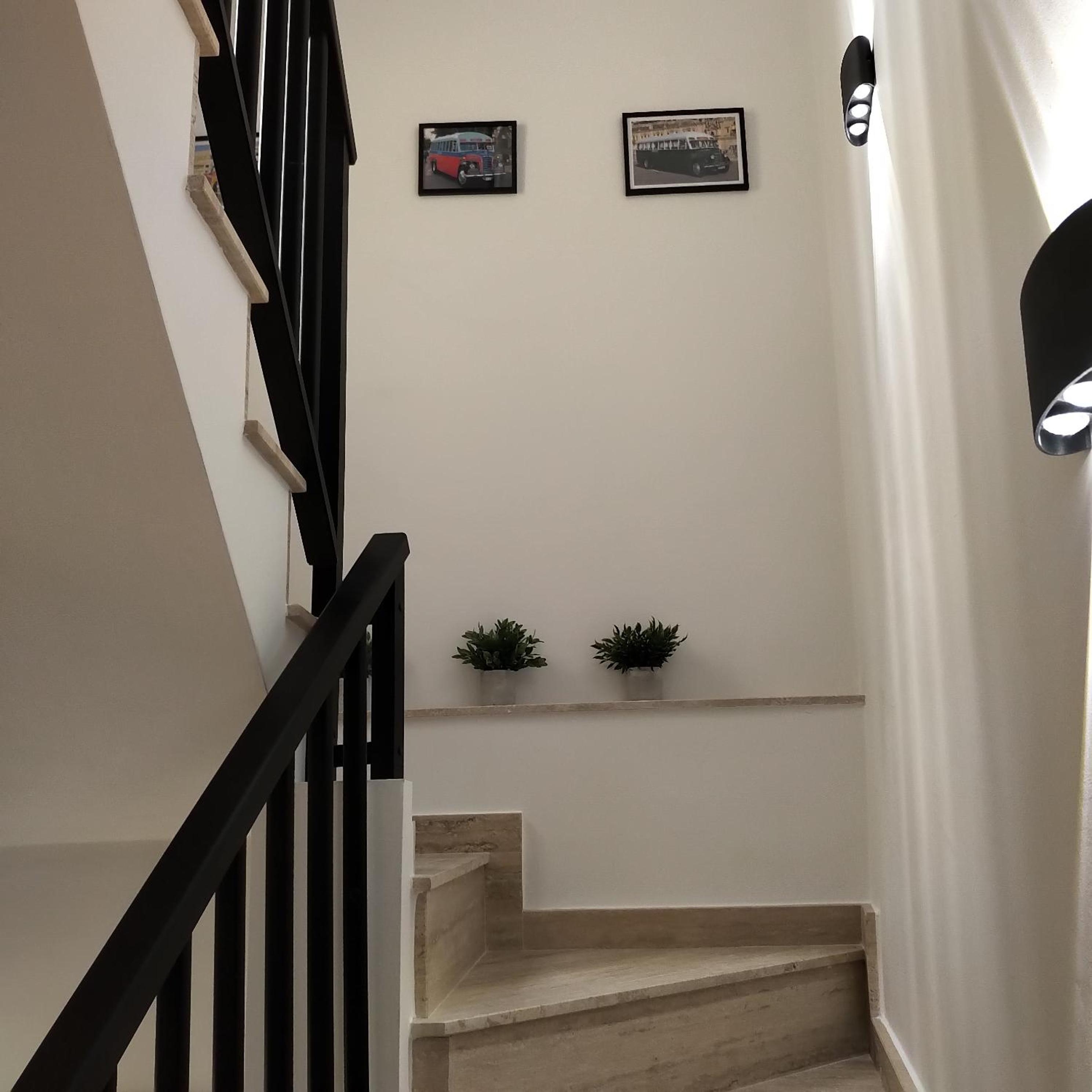 Townhouse 7 view 3
