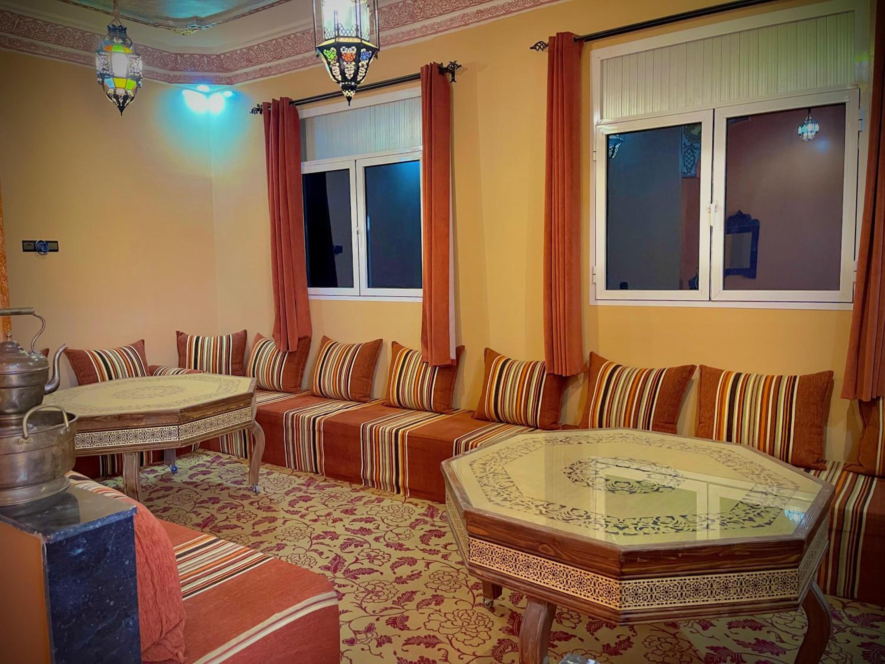 lounge