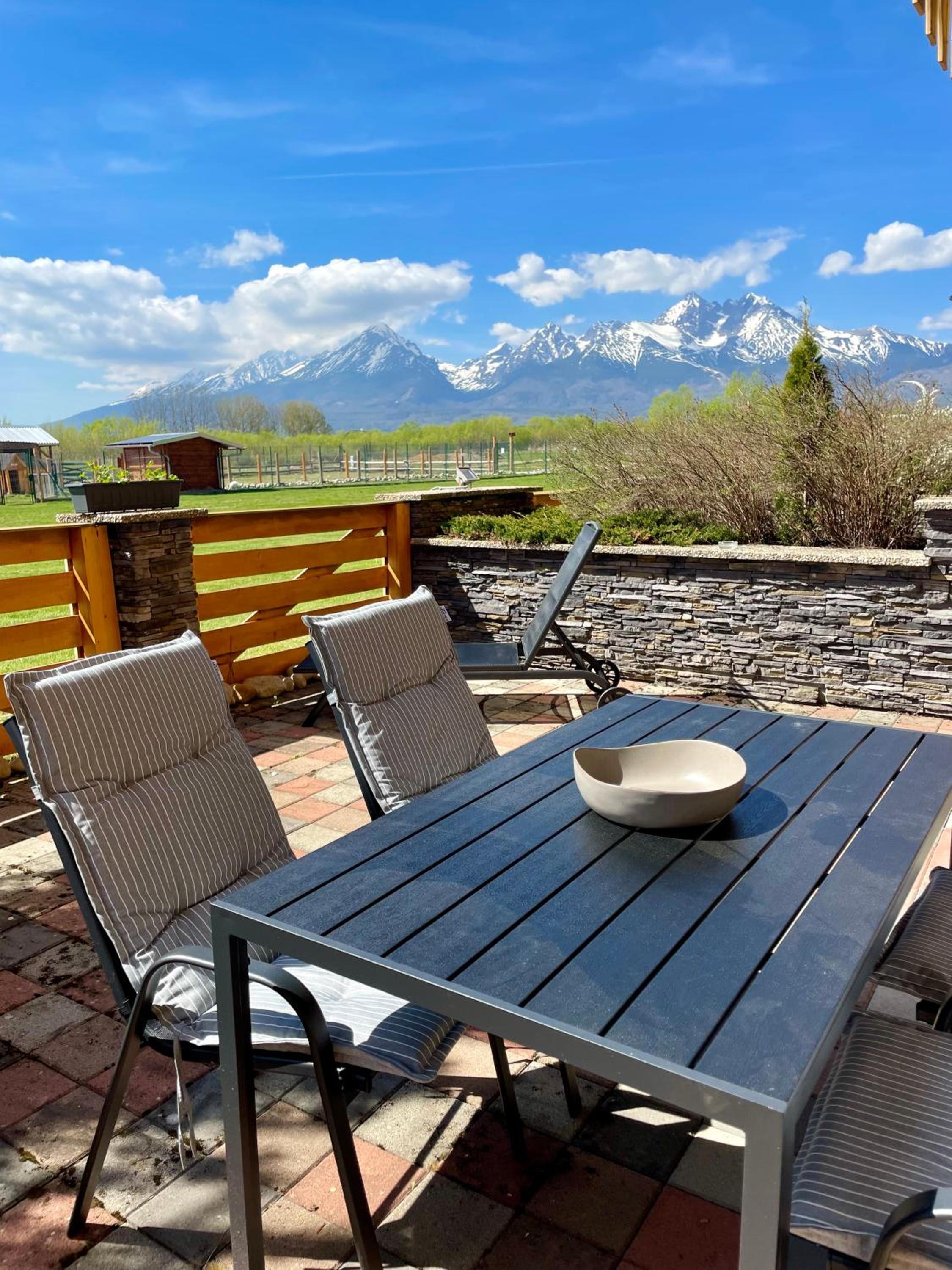 Apartment JENNY- stunning view of High Tatras