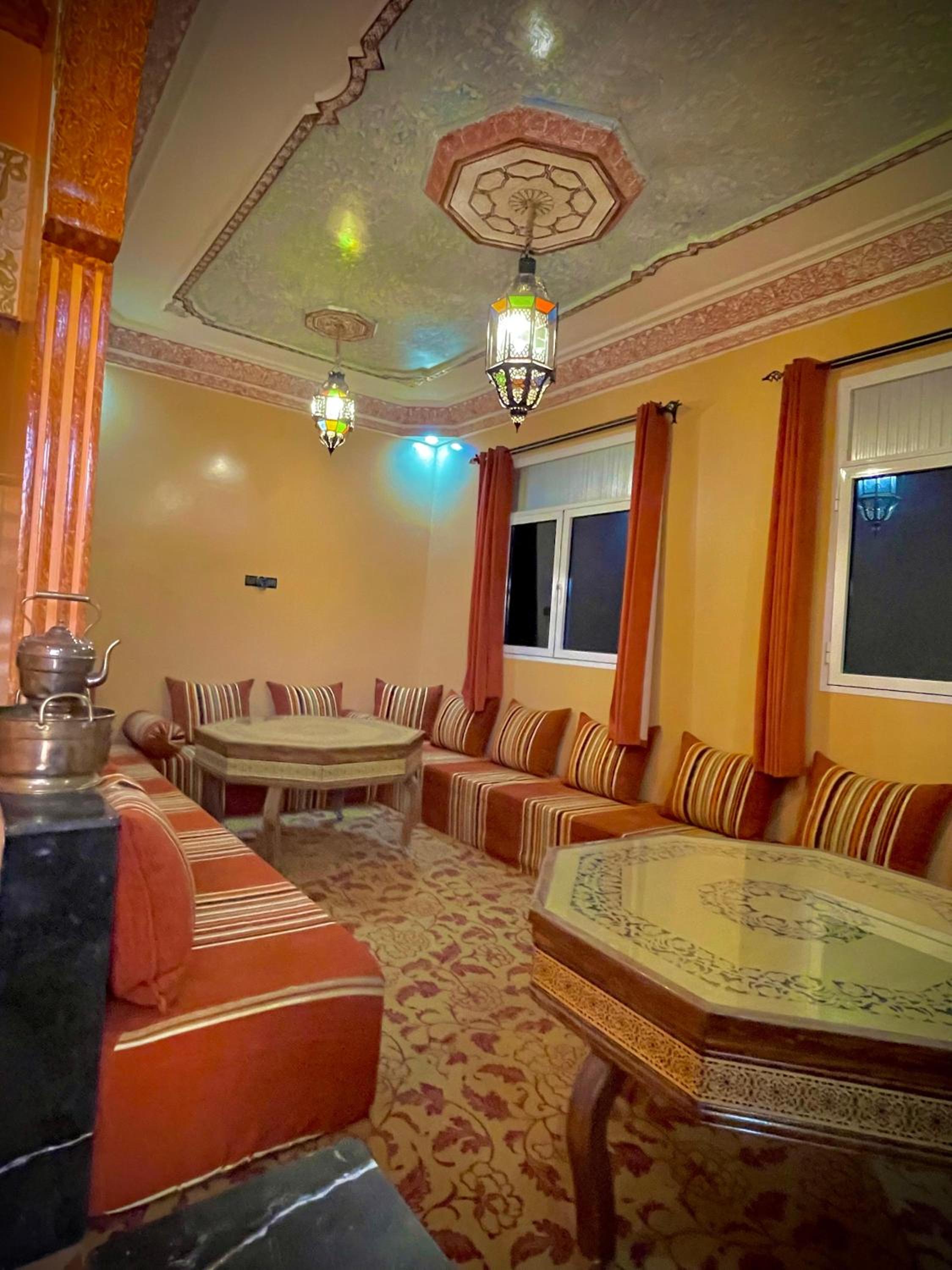 lounge