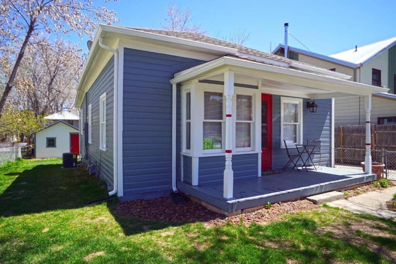 Denver Vacations - Retro bungalow workspace fast WiFi - Property Image 1
