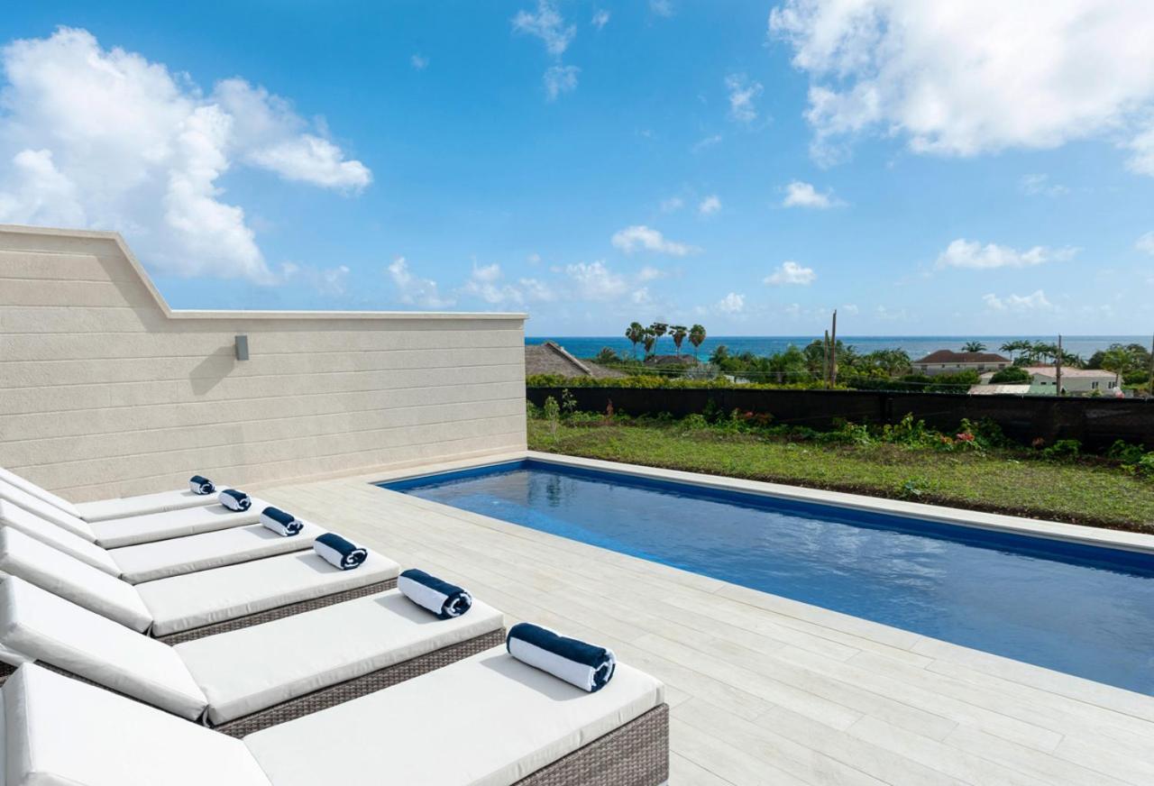 West Coast Luxury Seaview Villa w/Fairmont Beach Membership and Mega Pool