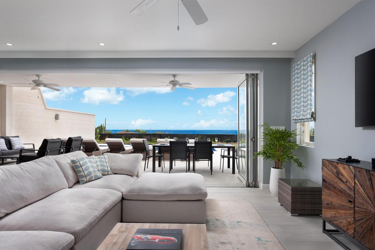 West Coast Luxury Seaview Villa w/Fairmont Beach Membership and Mega Pool